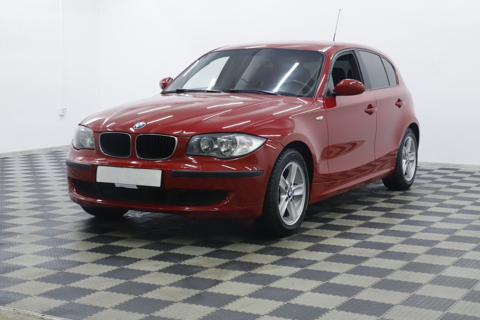 BMW 1 серии, I (E81/E82/E87/E88) Рестайлинг, 2009 фото 7