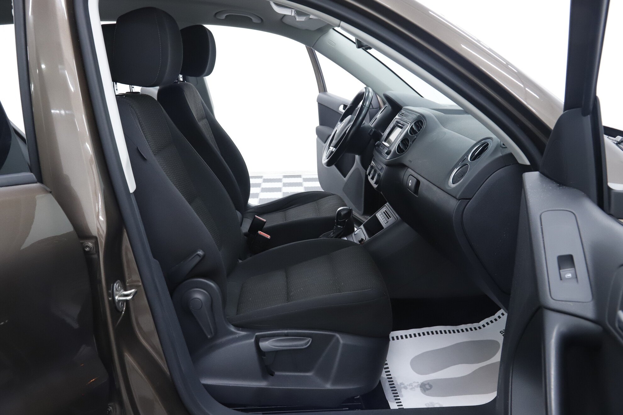 Volkswagen Tiguan, I Рестайлинг, 2015 фото 16