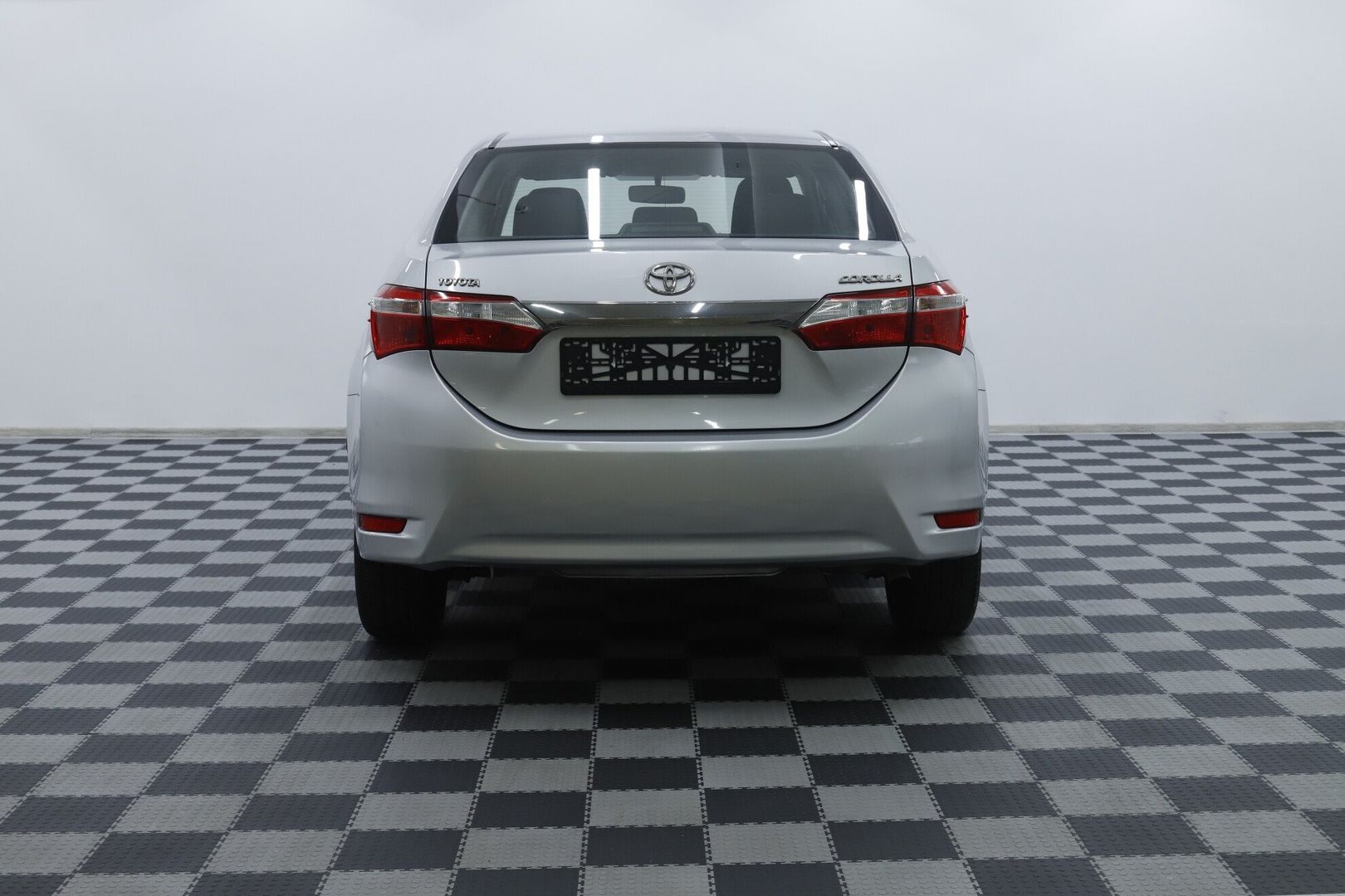 Toyota Corolla, XI (E160, E170, E180), 2014 фото 2