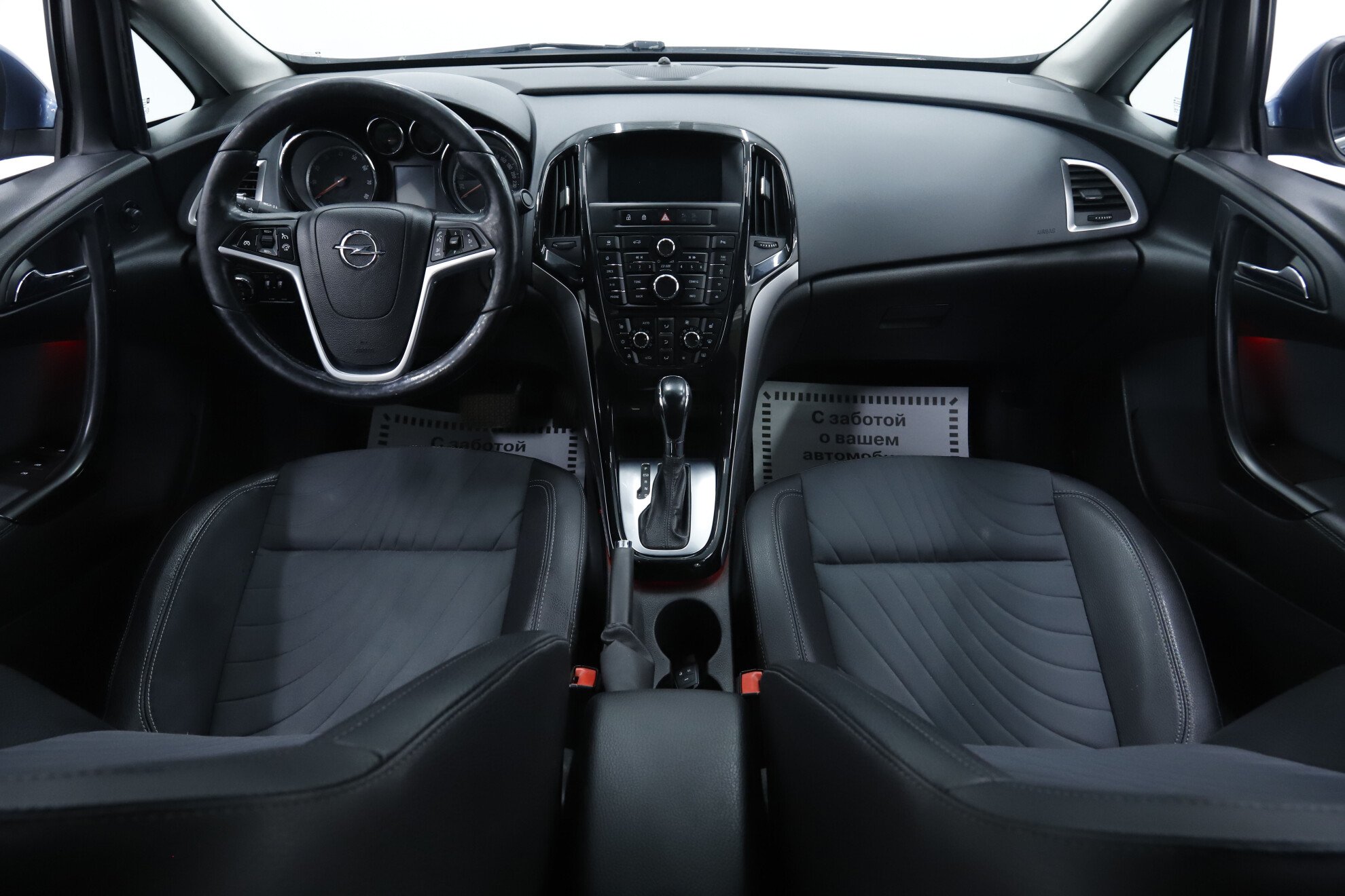 Opel Astra, J Рестайлинг, 2014 фото 9