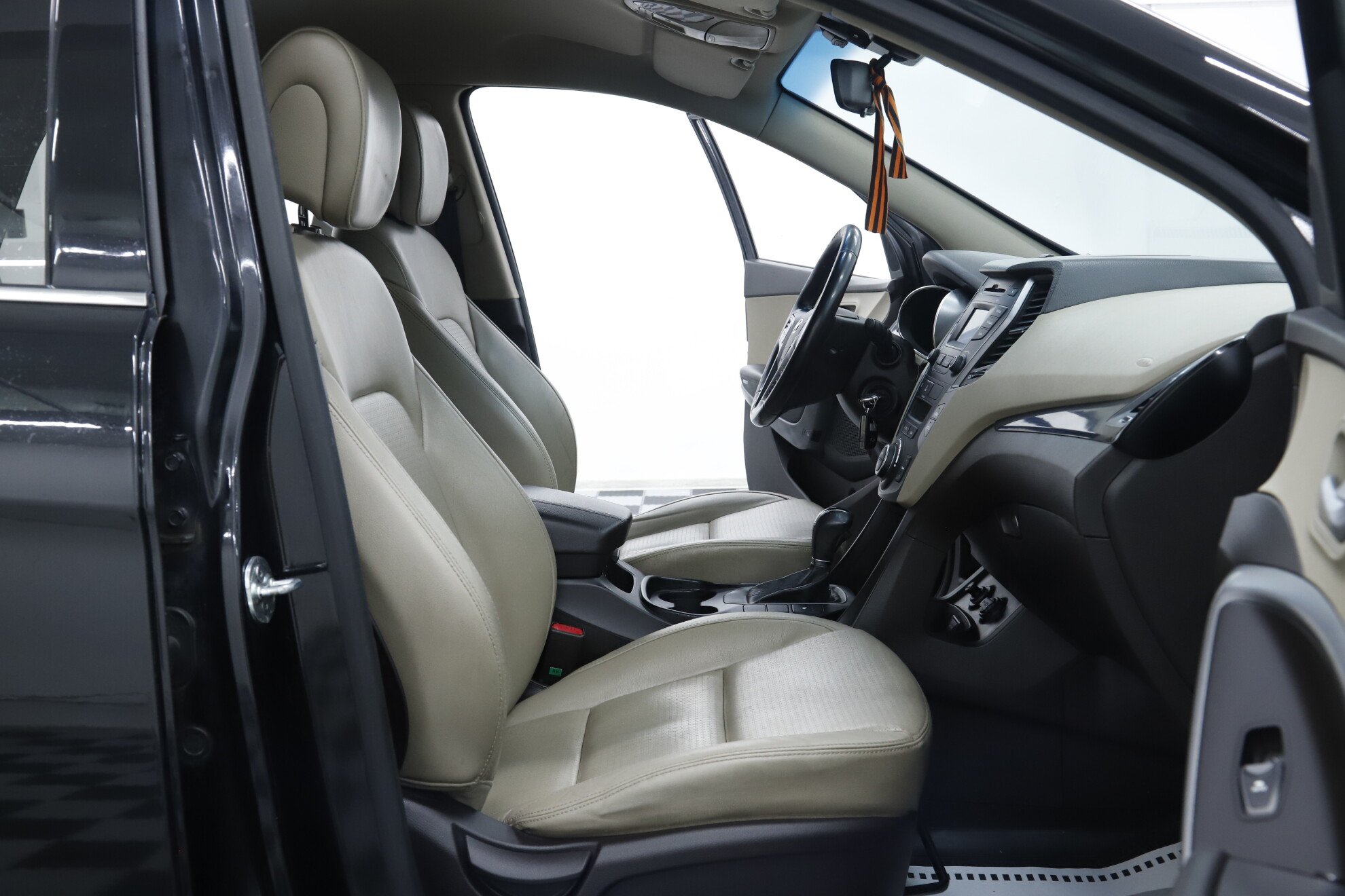 Hyundai Santa Fe, III, 2012 фото 10