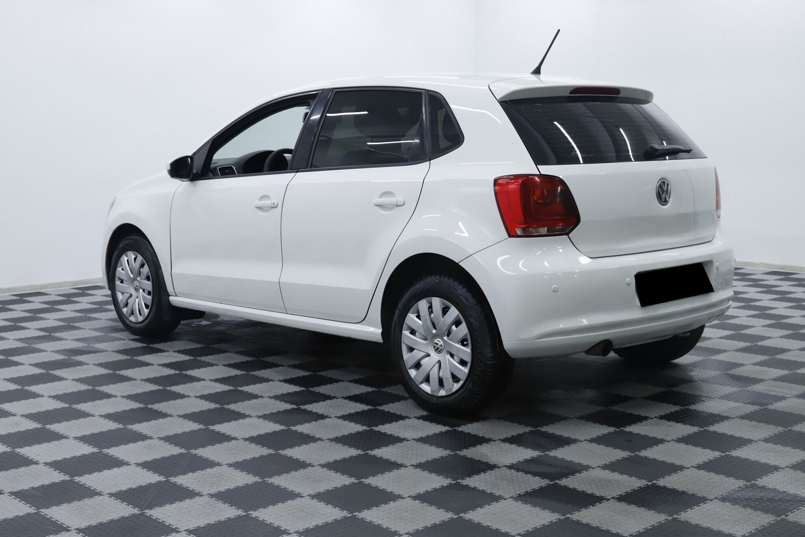 Volkswagen Polo, V, 2011 фото 6