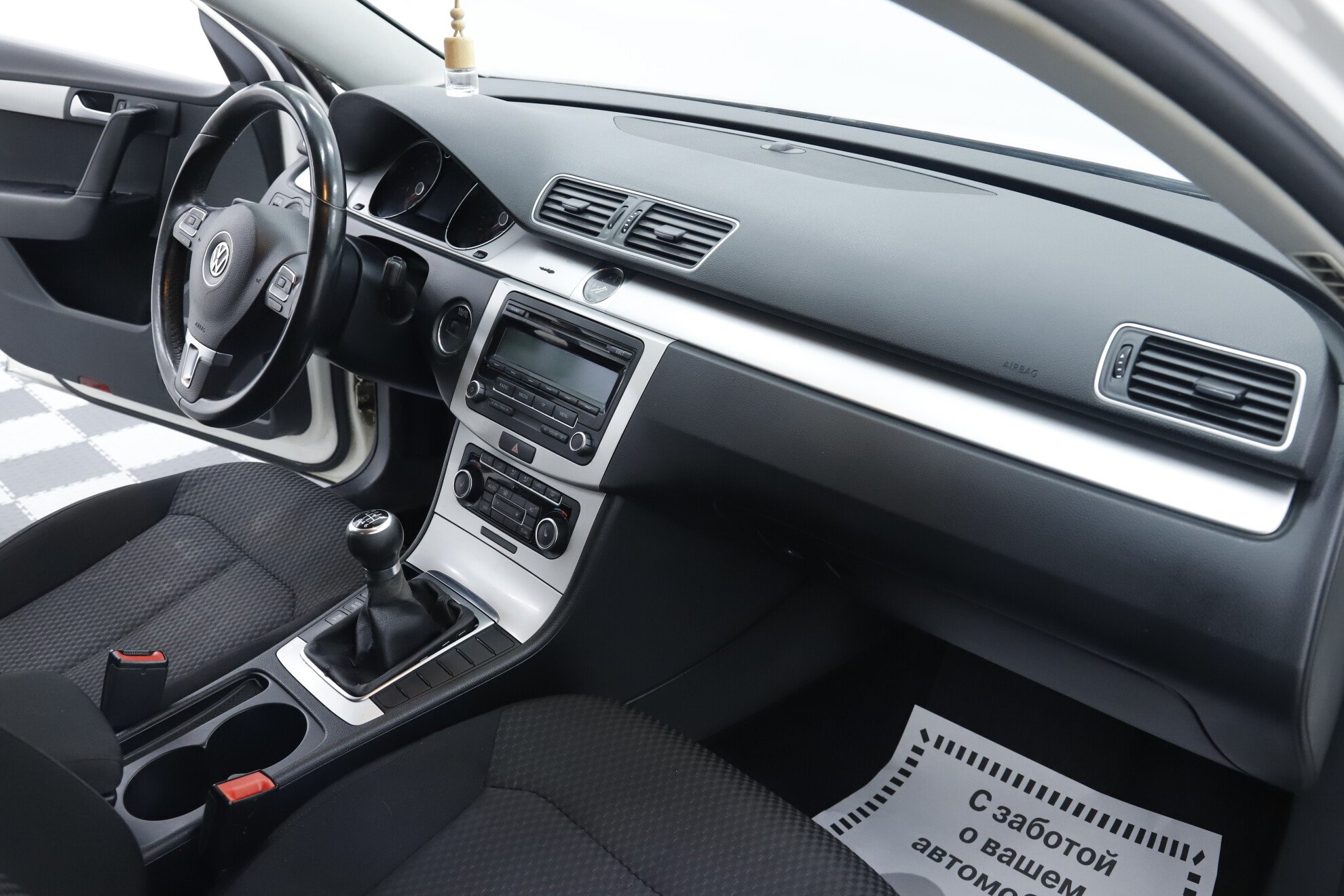 Volkswagen Passat, B7, 2011 фото 14