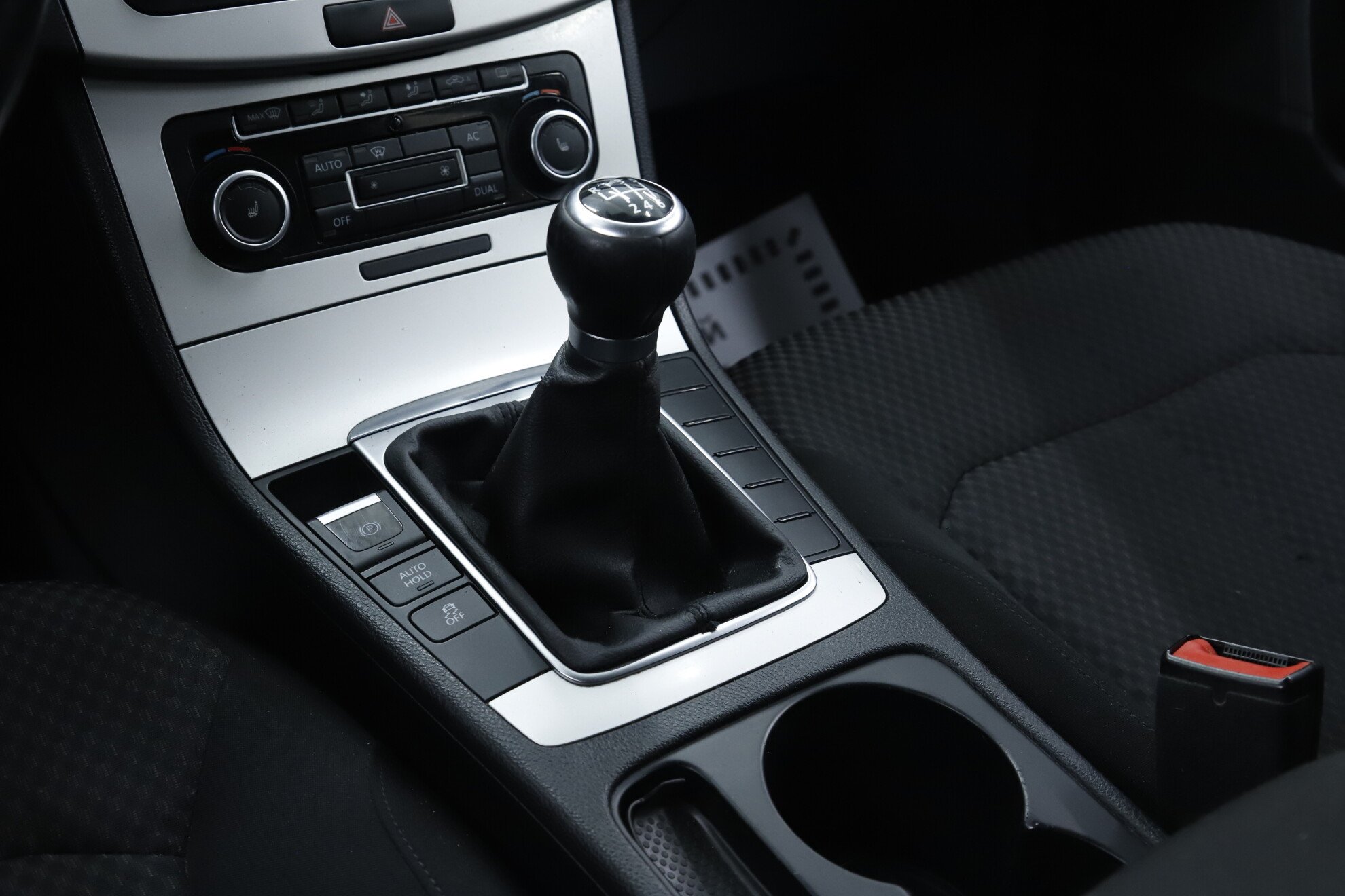 Volkswagen Passat, B7, 2011 фото 13