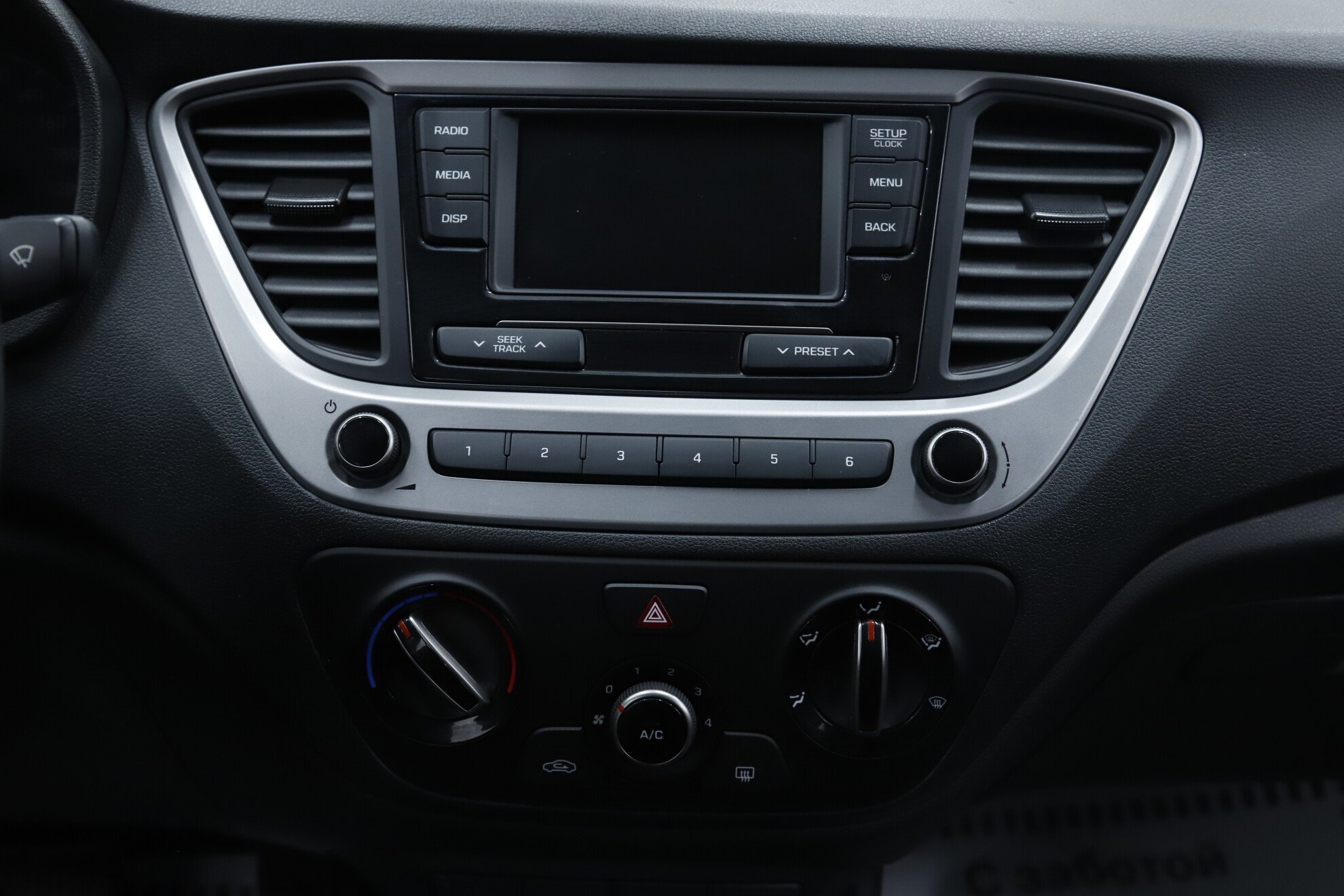 Hyundai Solaris, II, 2018 фото 13