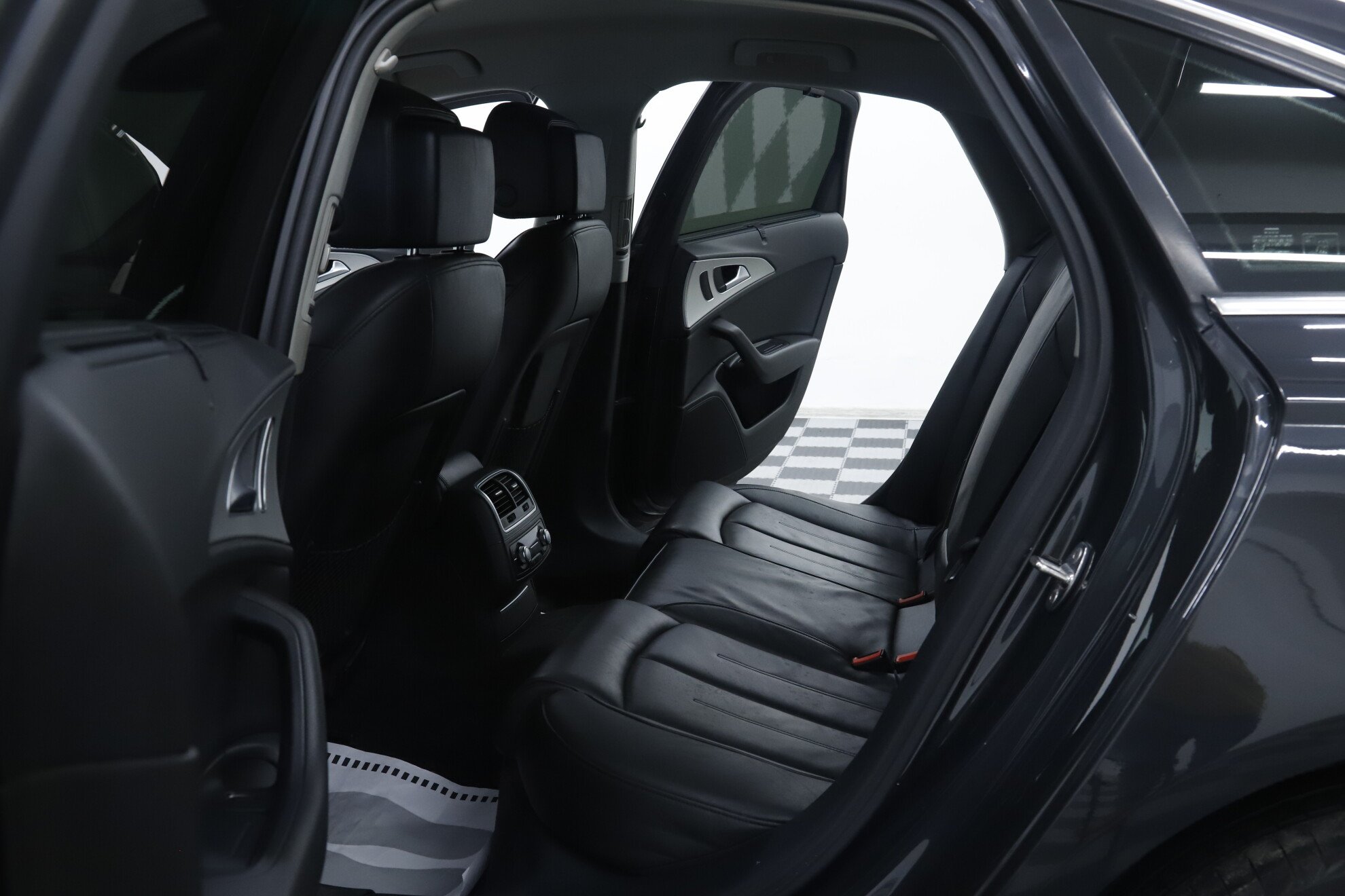 Audi A6, IV (C7), 2011 фото 23