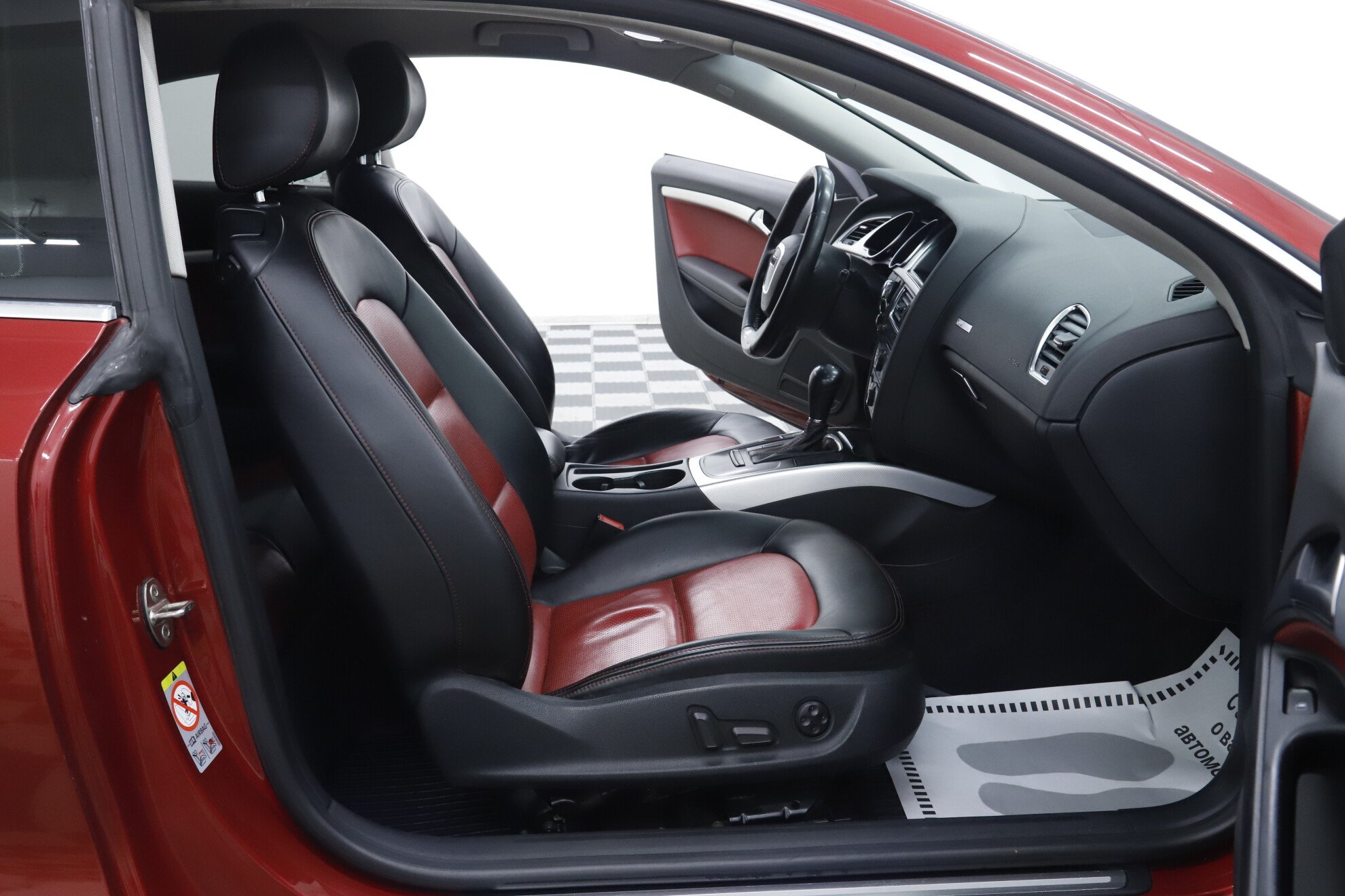 Audi A5, I (8T), 2008 фото 12