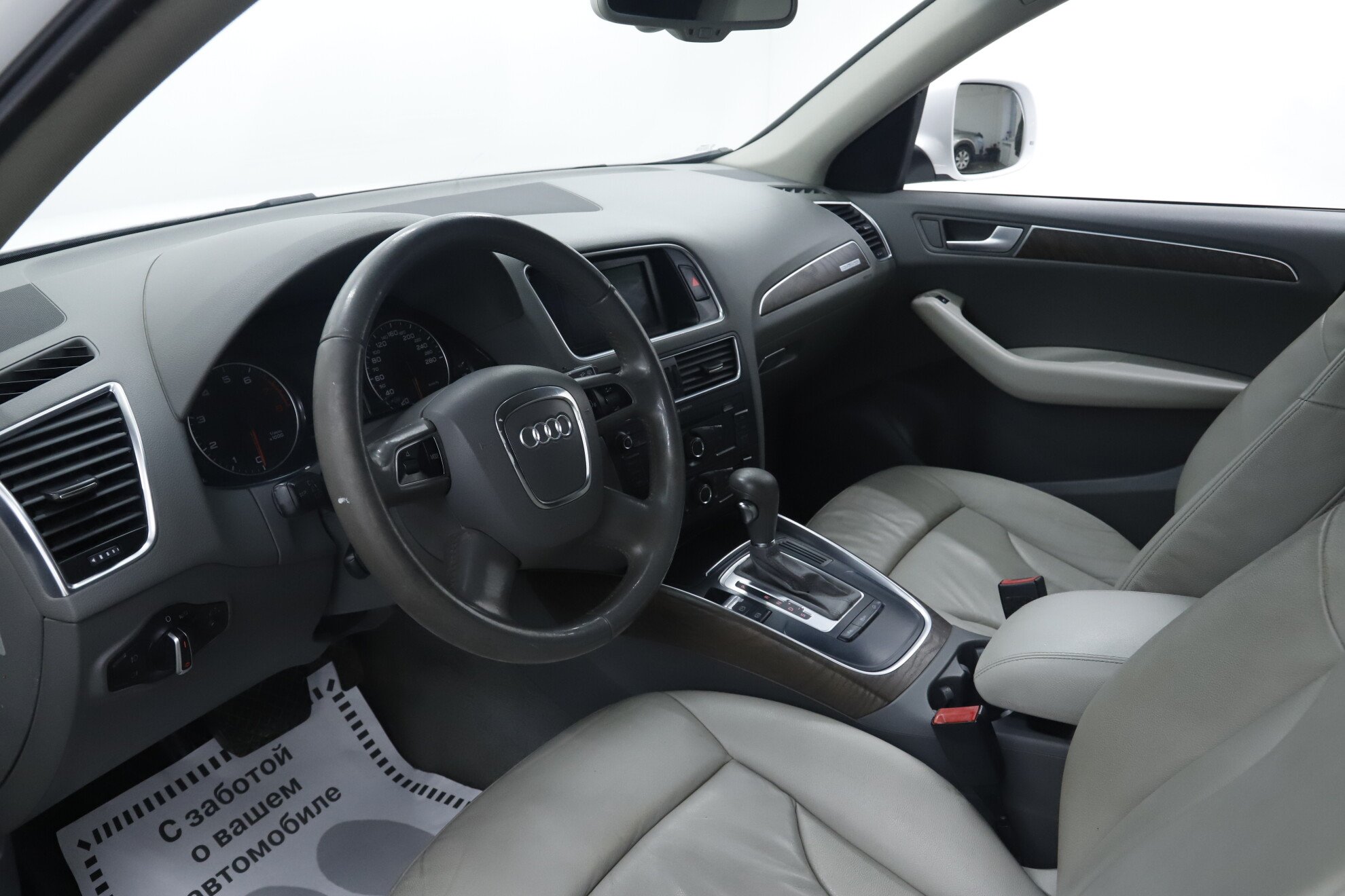 Audi Q5, I (8R), 2010 фото 9