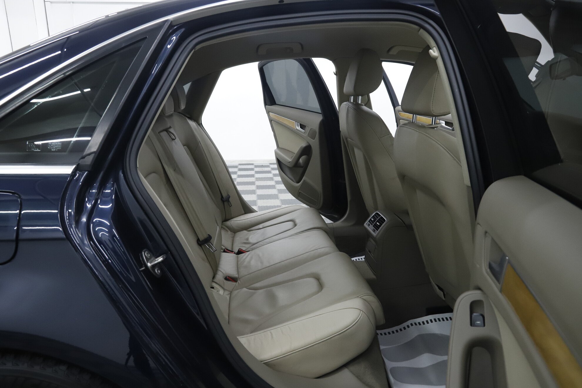 Audi A4, IV (B8), 2008 фото 18