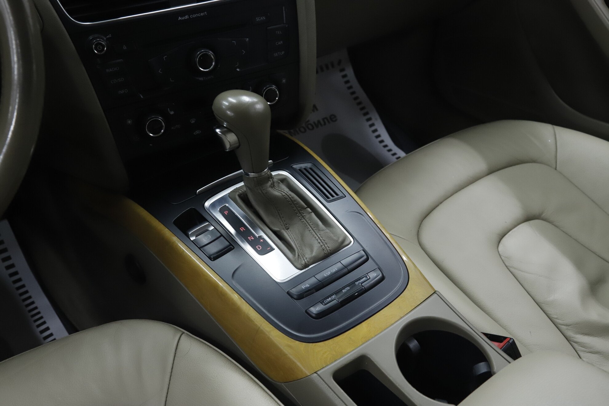 Audi A4, IV (B8), 2008 фото 14