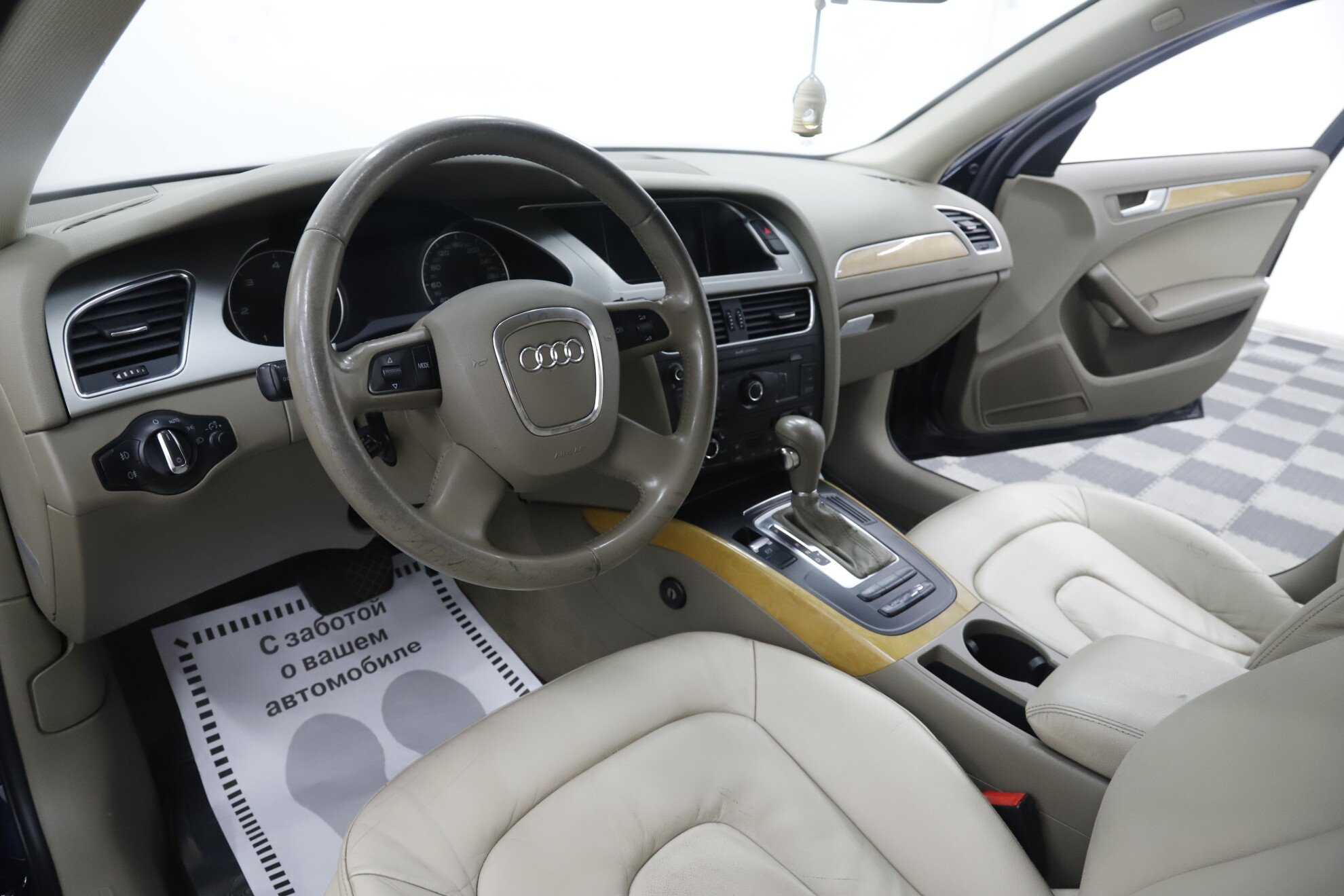 Audi A4, IV (B8), 2008 фото 29
