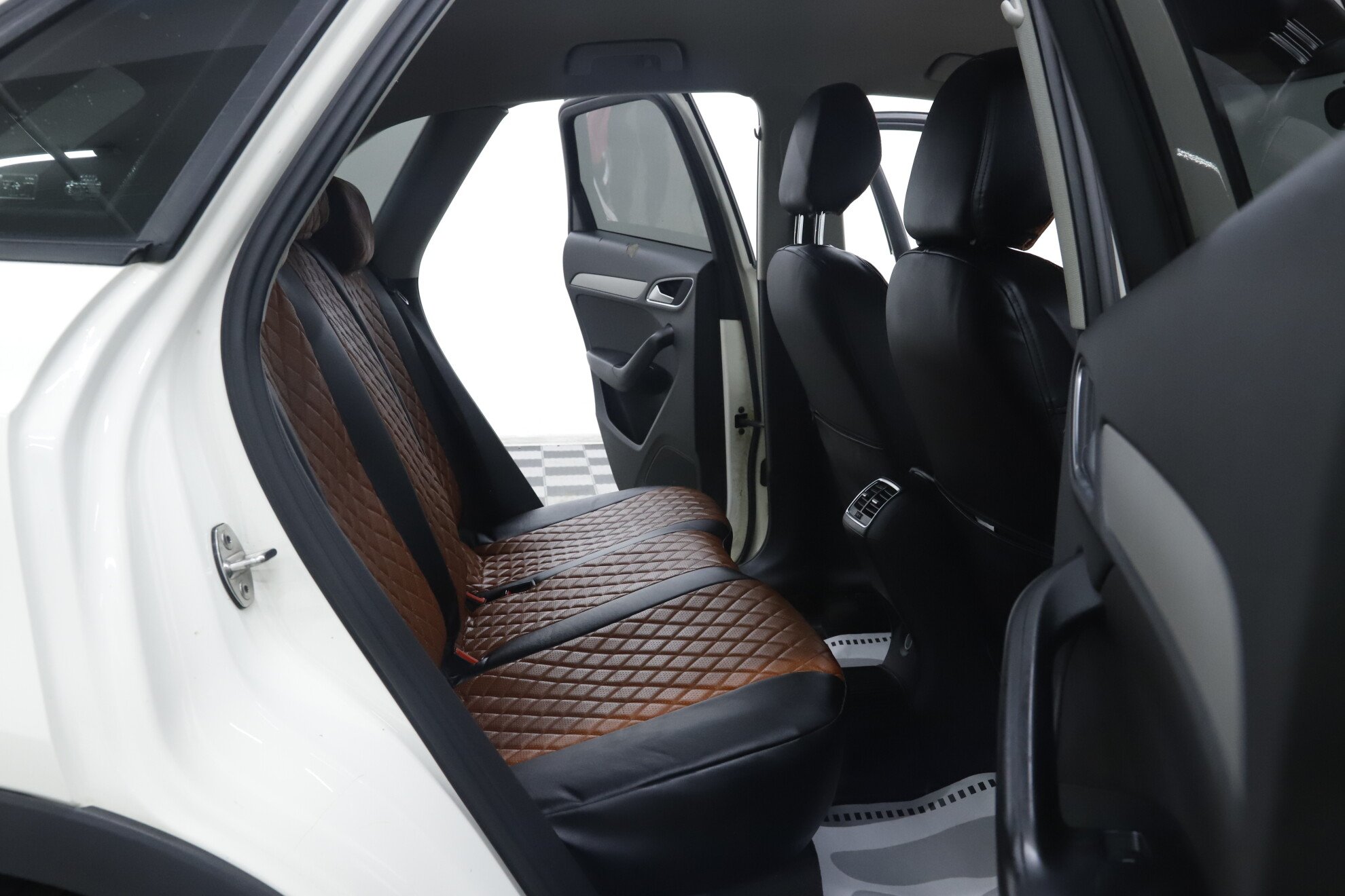 Audi Q3, I (8U), 2013 фото 16