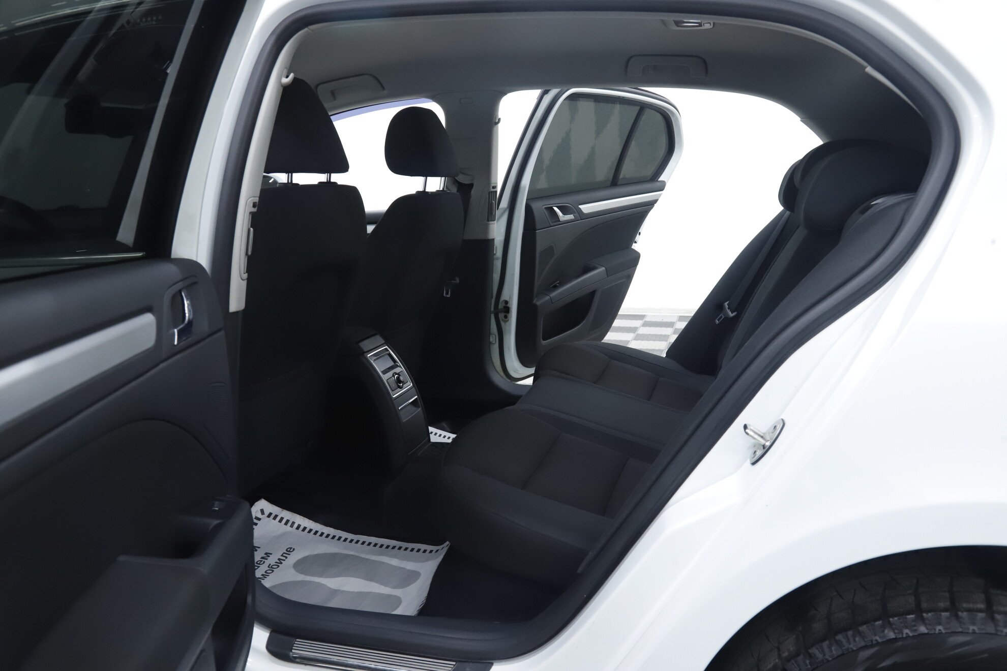 Skoda Superb, II Рестайлинг, 2015 фото 18