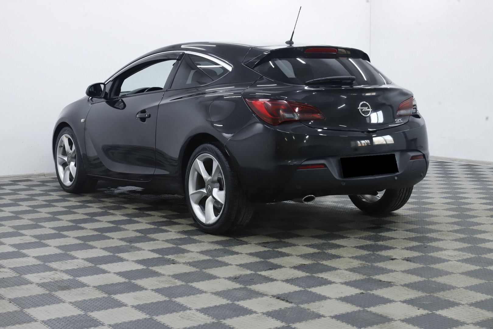 Opel Astra, J Рестайлинг, 2013 фото 5