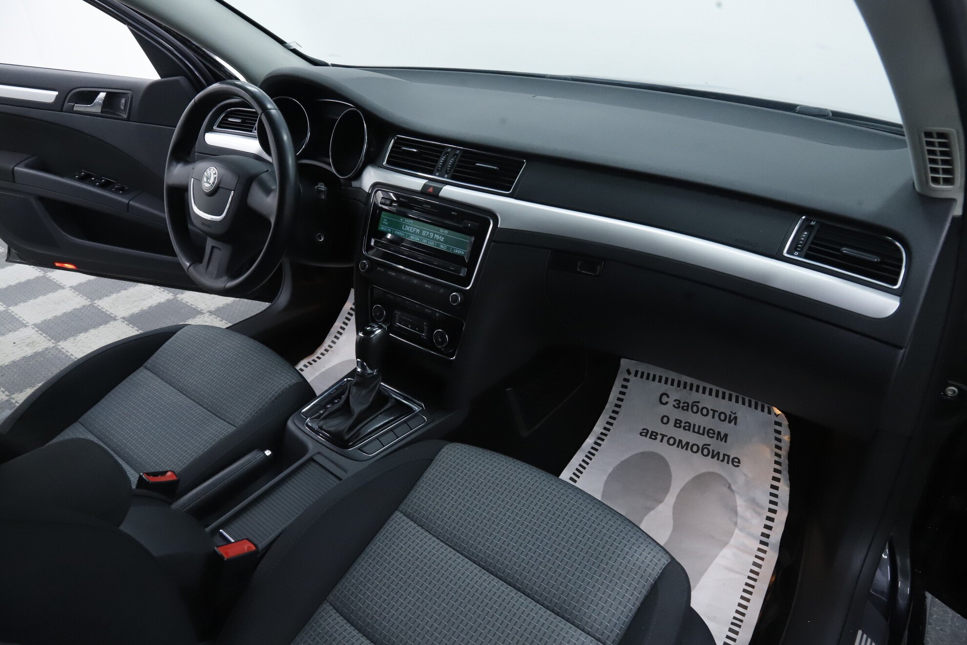 Skoda Superb, II Рестайлинг, 2013 фото 13