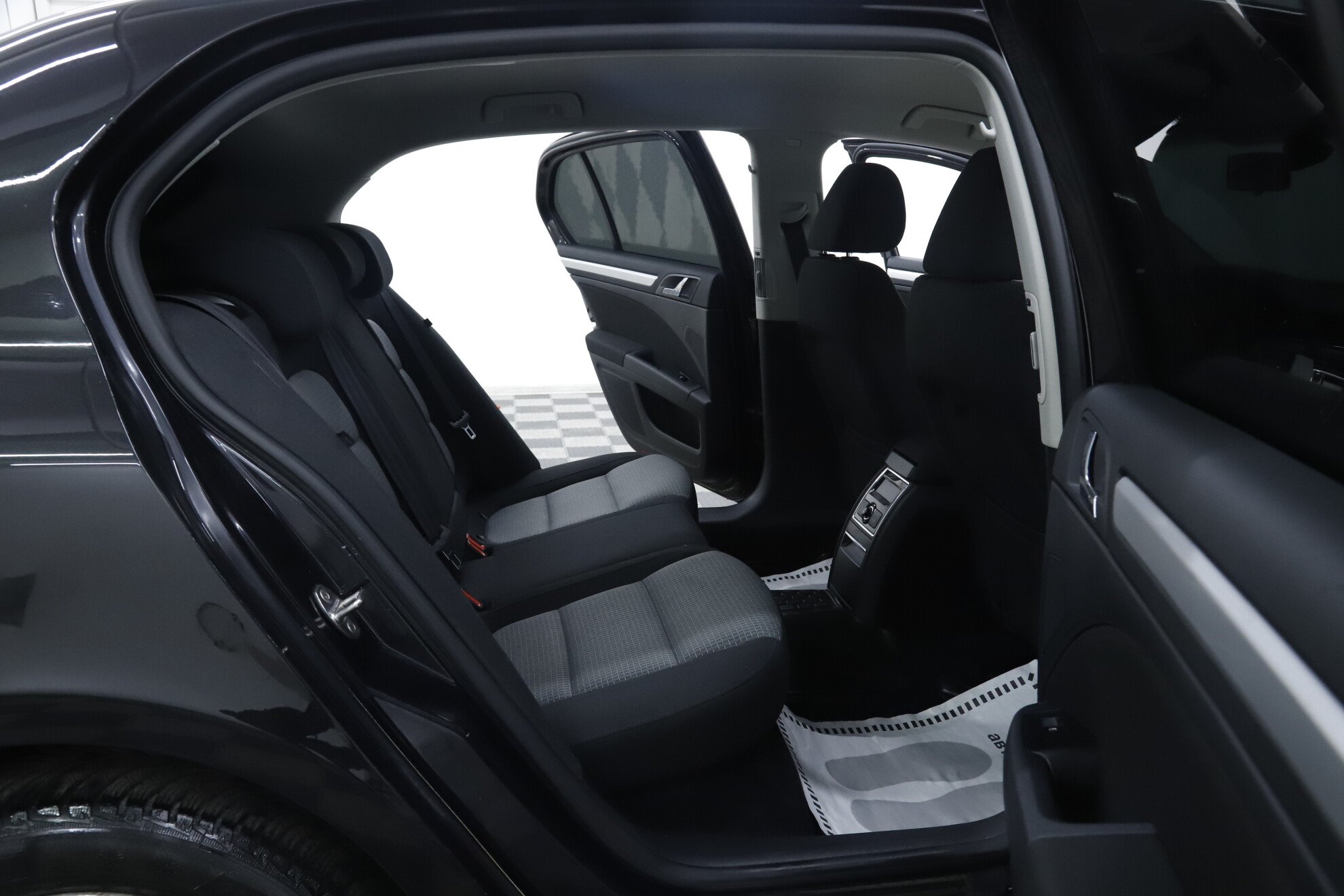 Skoda Superb, II Рестайлинг, 2013 фото 15