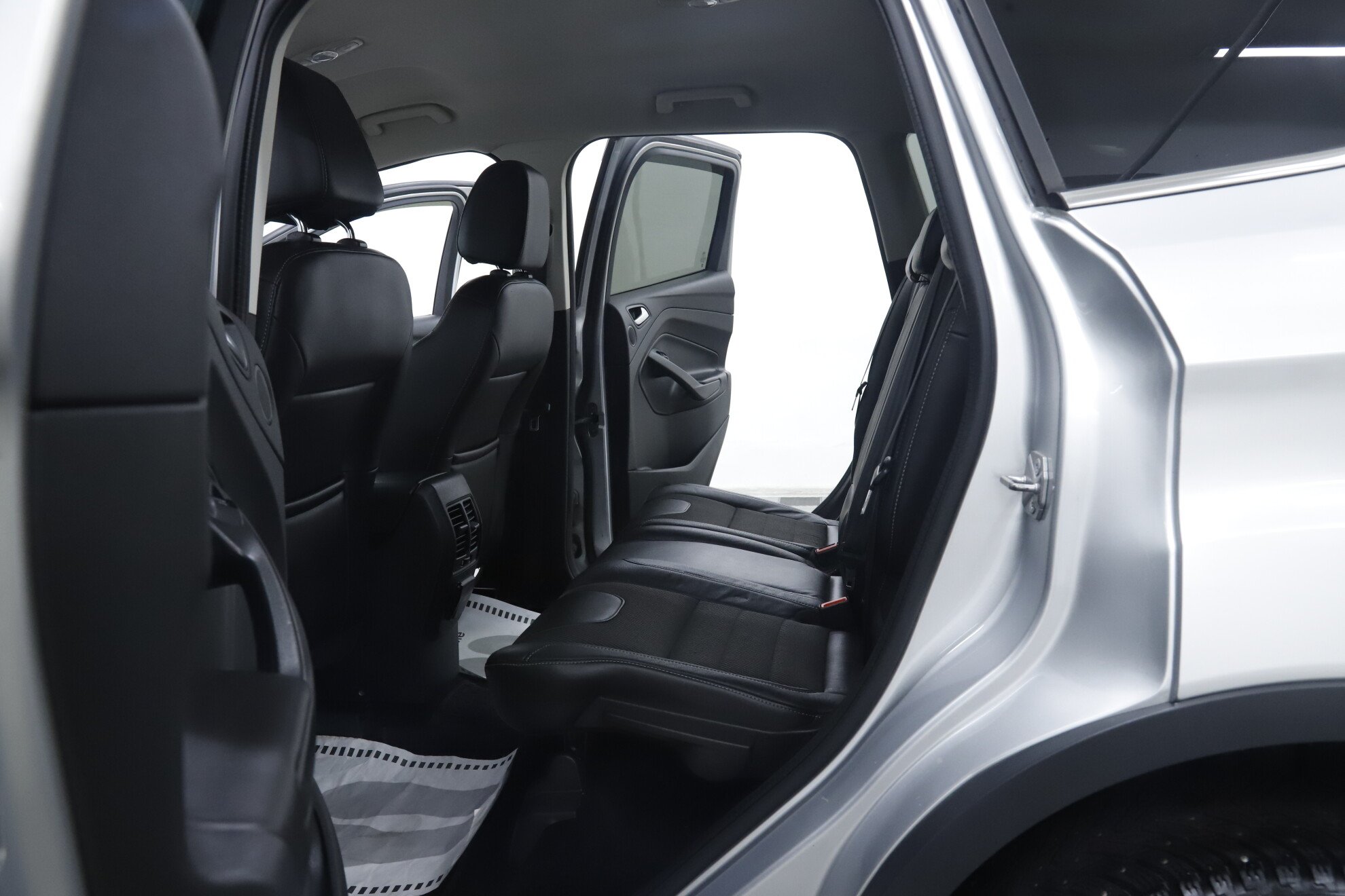 Ford Kuga, II, 2013 фото 18