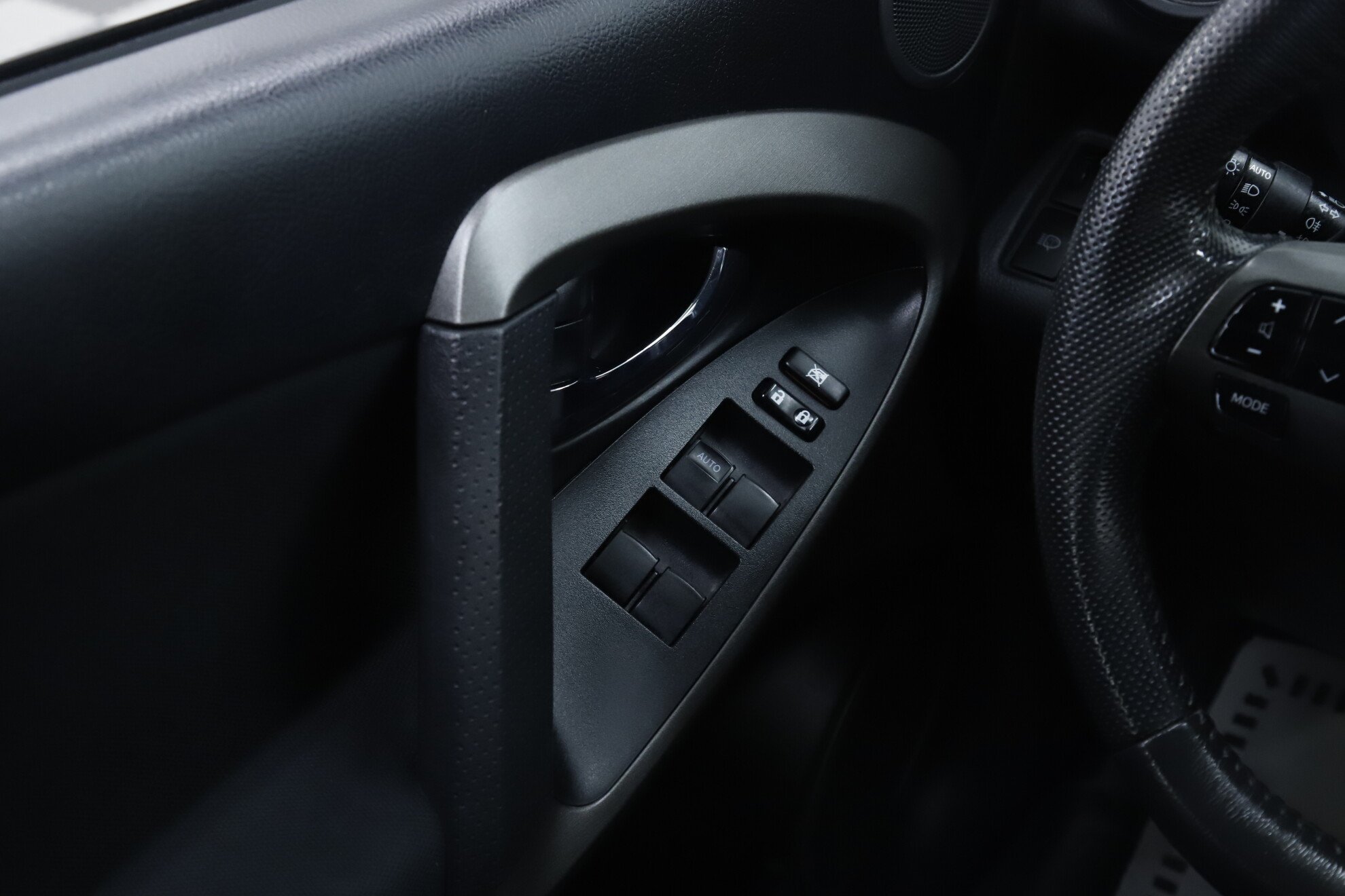 Toyota RAV4, III (XA30) Рестайлинг, 2011 фото 12