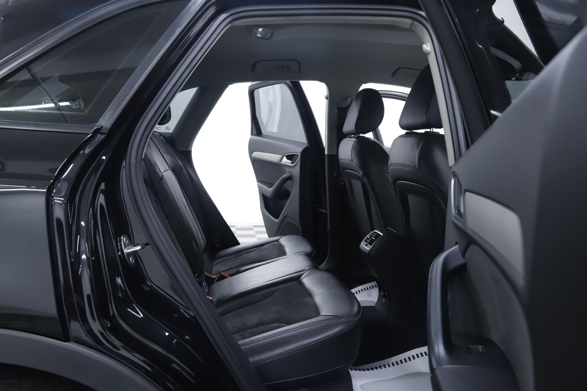 Audi Q3, I (8U), 2012 фото 16