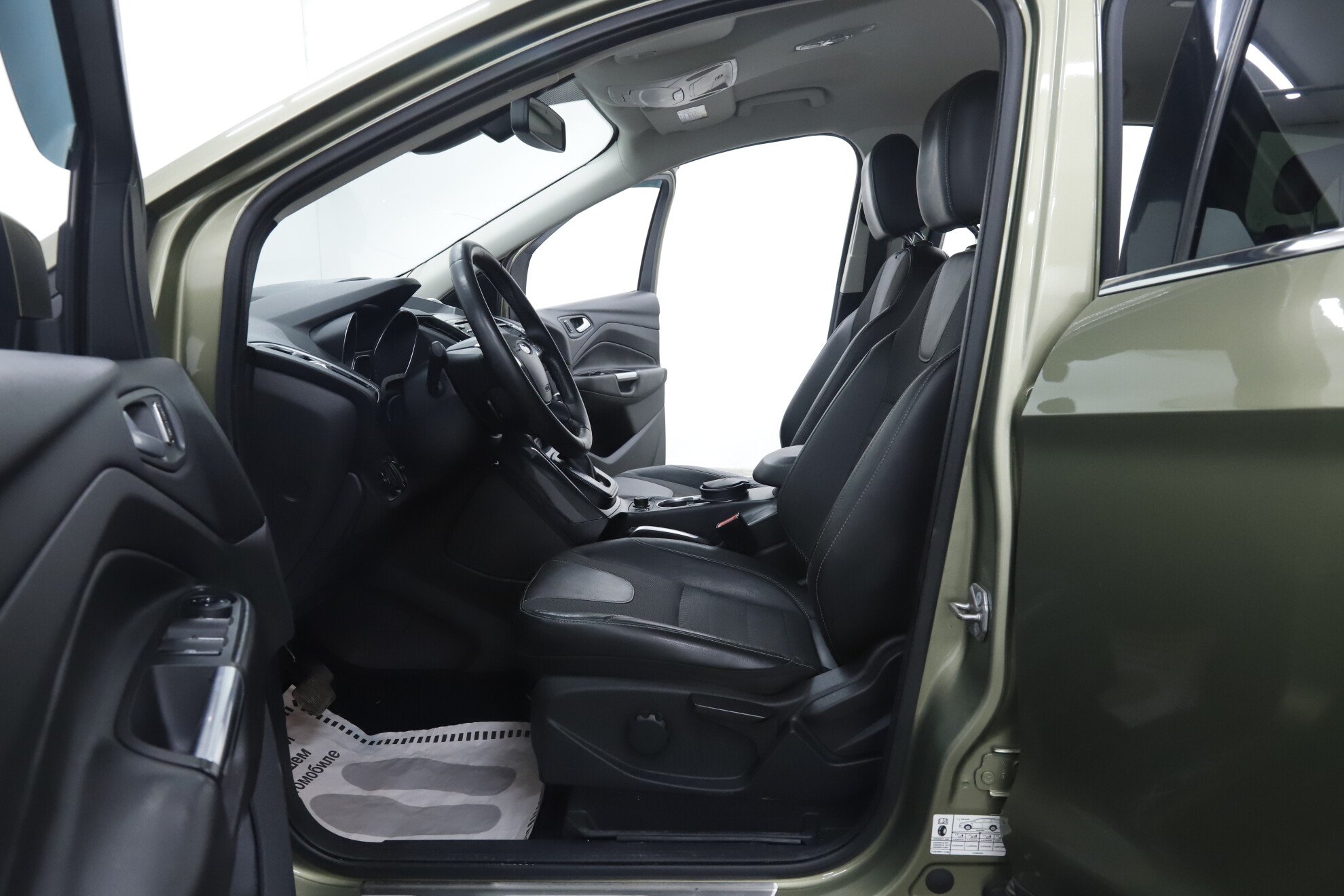 Ford Kuga, II, 2013 фото 8