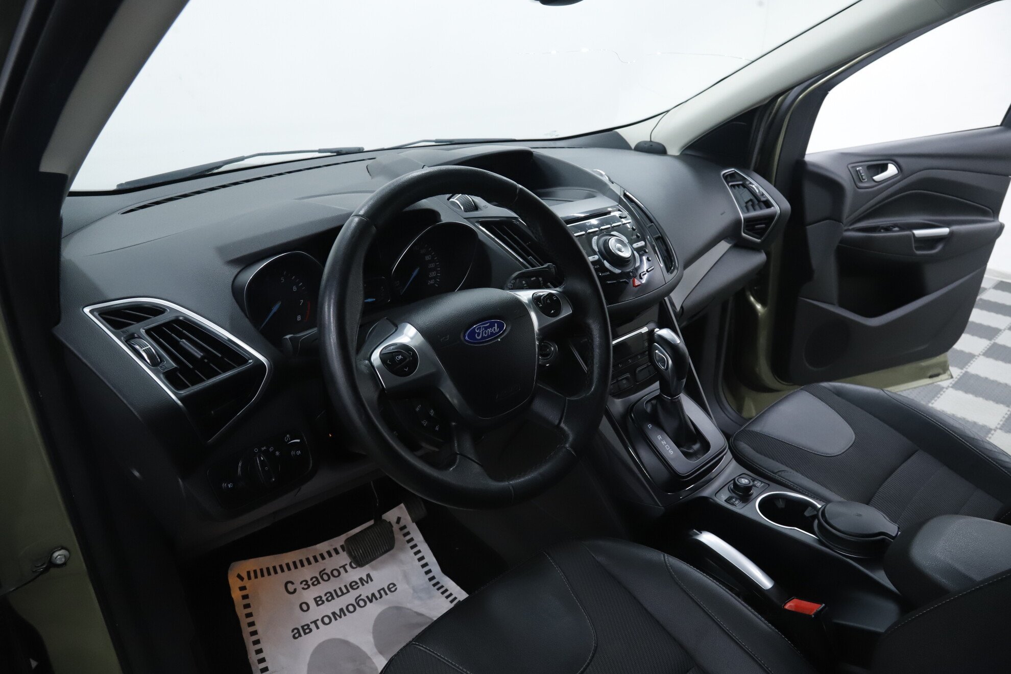 Ford Kuga, II, 2013 фото 7