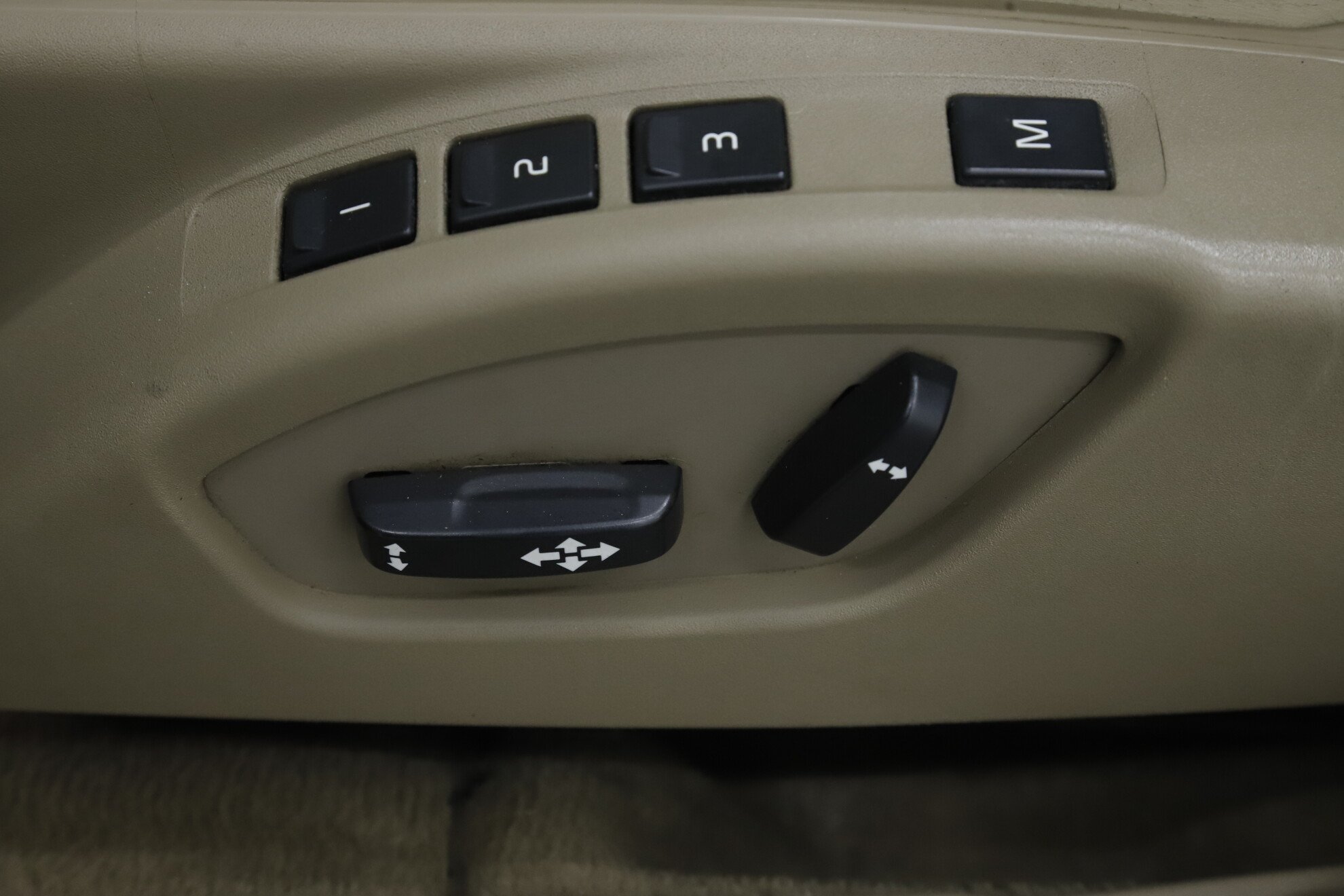 Volvo XC70, II, 2010 фото 8