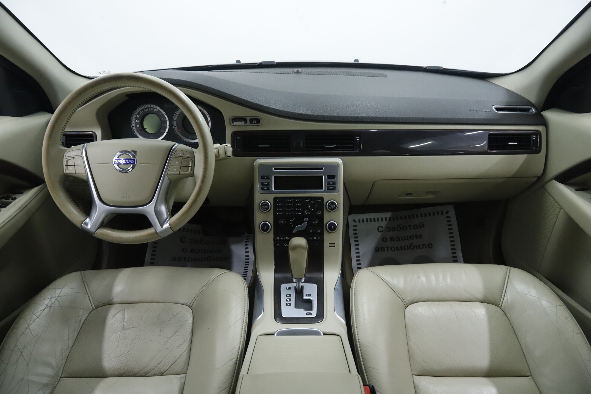 Volvo XC70, II, 2010 фото 9