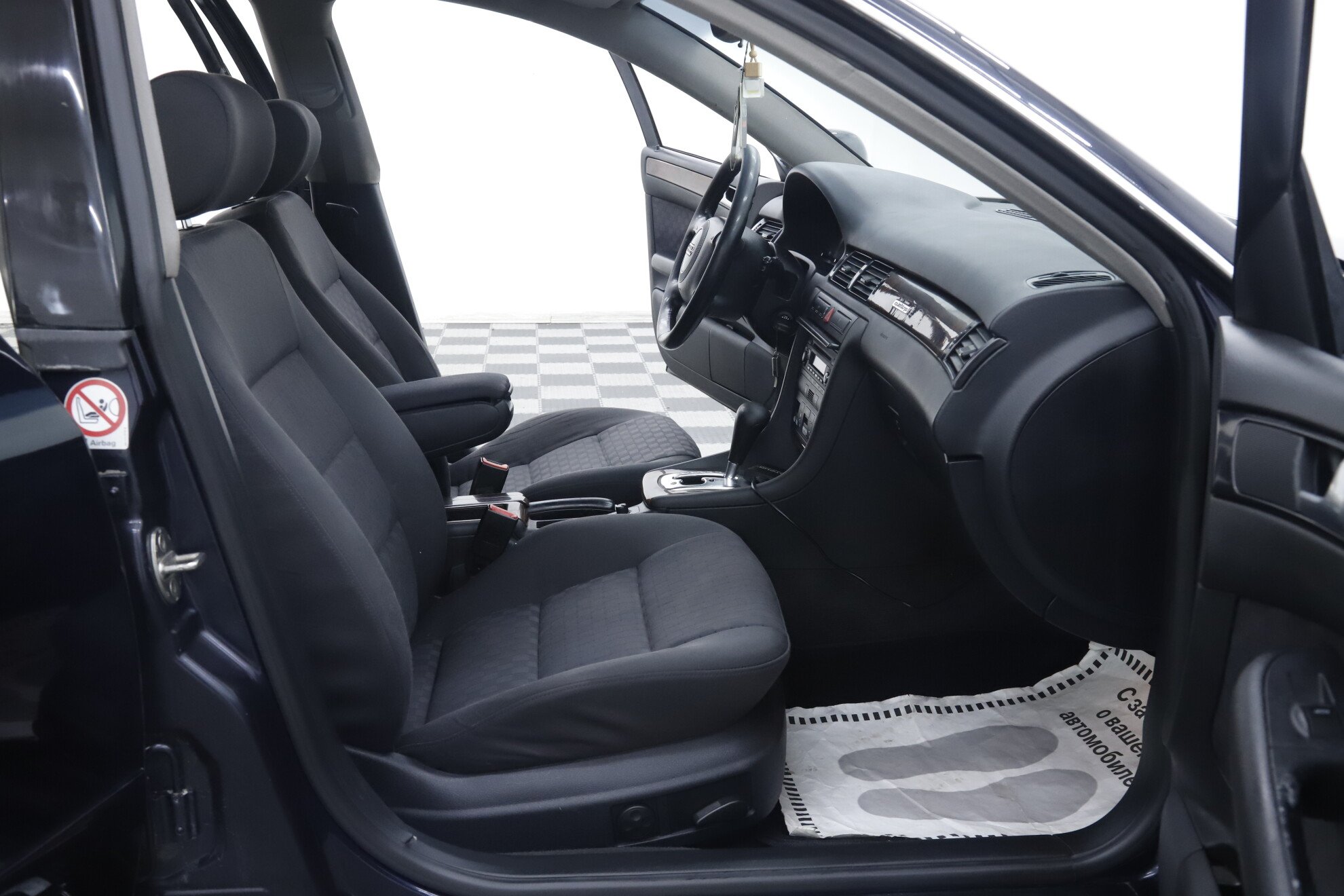 Audi A6, II (C5) Рестайлинг, 2002 фото 13