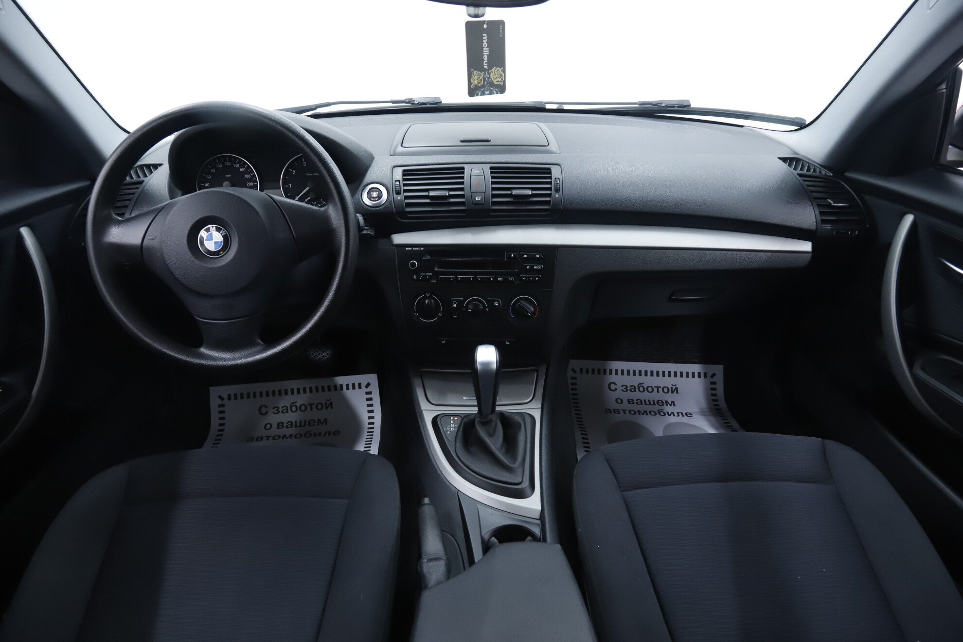 BMW 1 серии, I (E81/E82/E87/E88) Рестайлинг, 2011 фото 9