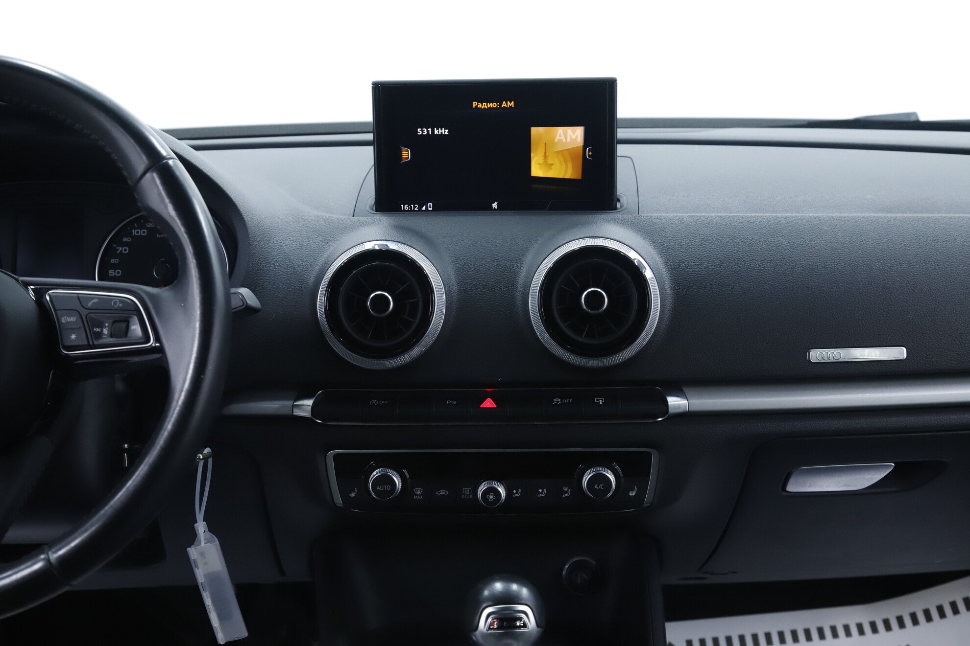 Audi A3, III (8V) Рестайлинг, 2017 фото 12