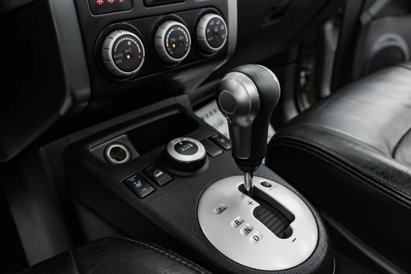 Nissan X-Trail, II, 2008 фото 12