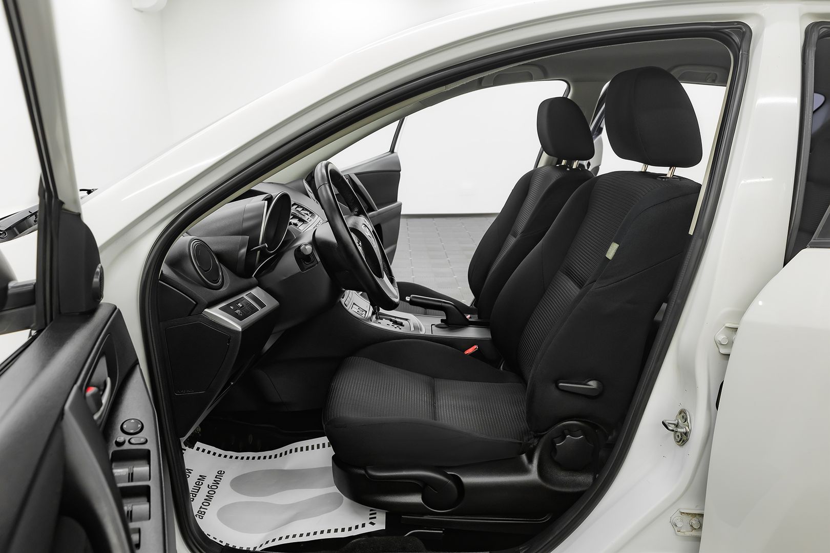 Mazda 3, II (BL) Рестайлинг, 2011 фото 7