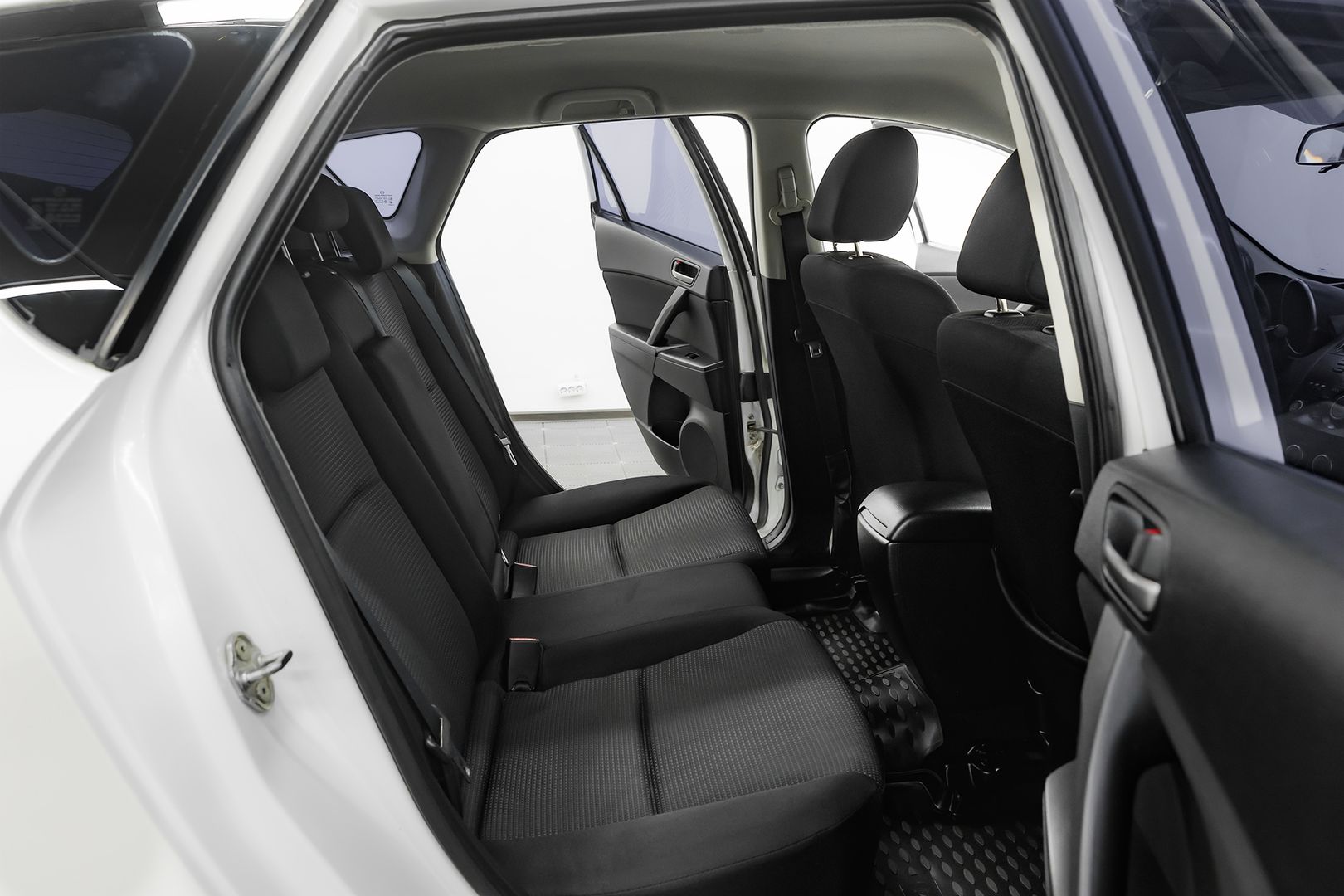 Mazda 3, II (BL) Рестайлинг, 2011 фото 15