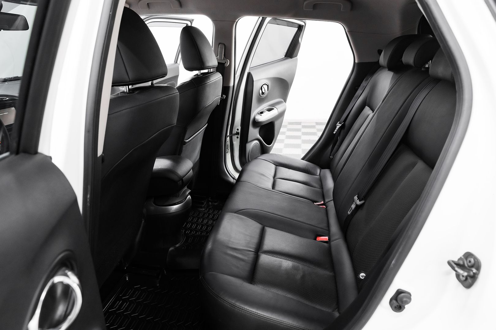 Nissan Juke, I Рестайлинг, 2014 фото 16