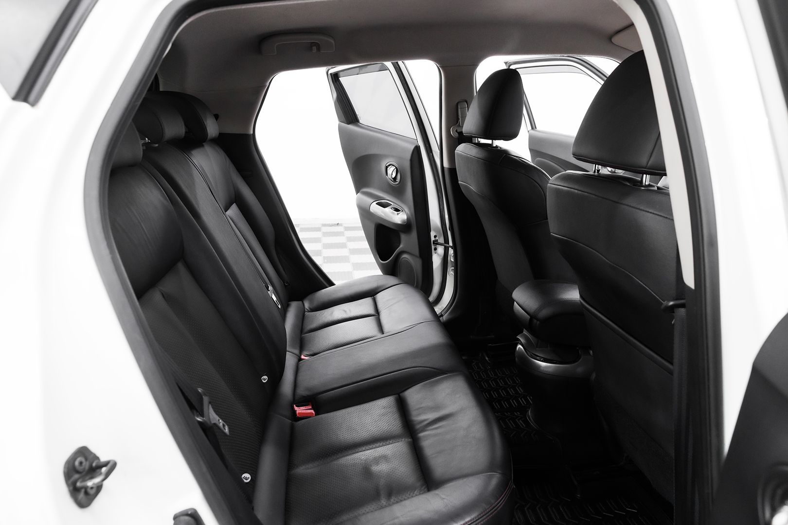 Nissan Juke, I Рестайлинг, 2014 фото 15