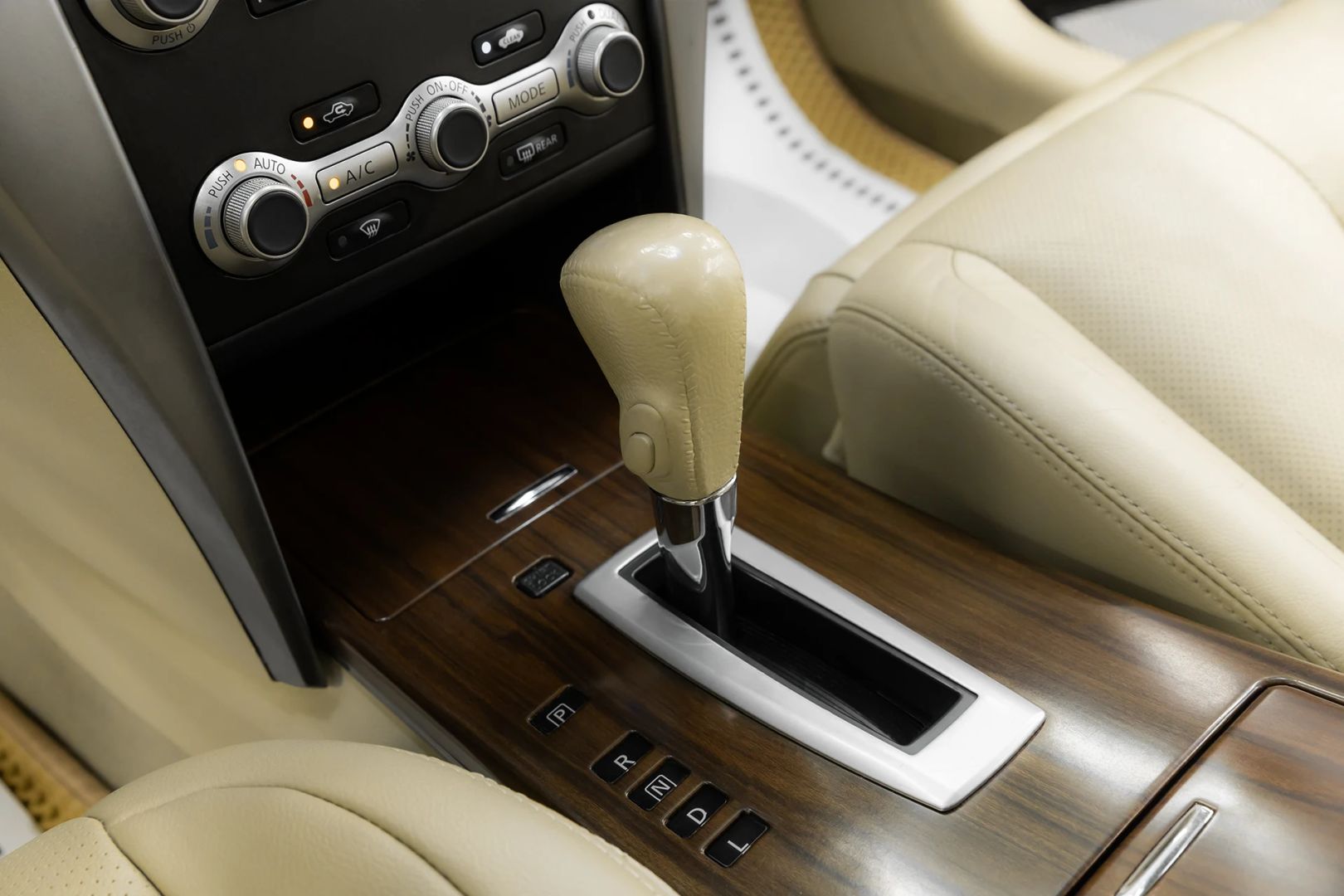 Nissan Teana, II Рестайлинг, 2011 фото 12