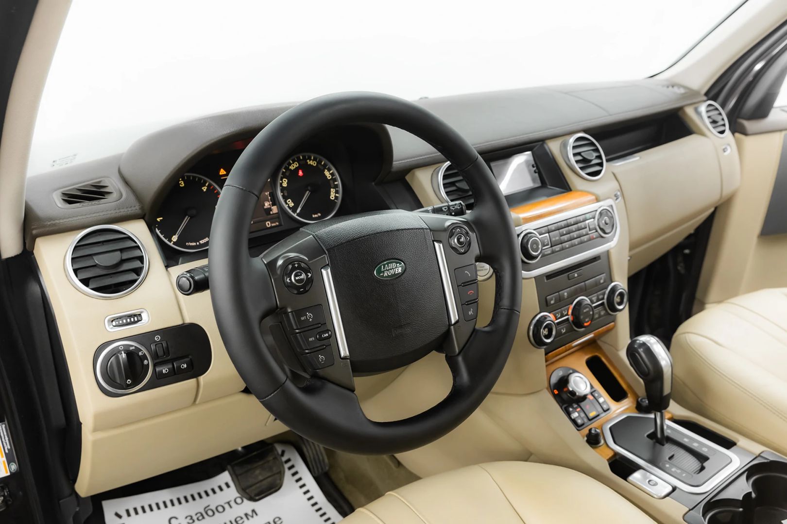 Land Rover Discovery, IV, 2011 фото 10