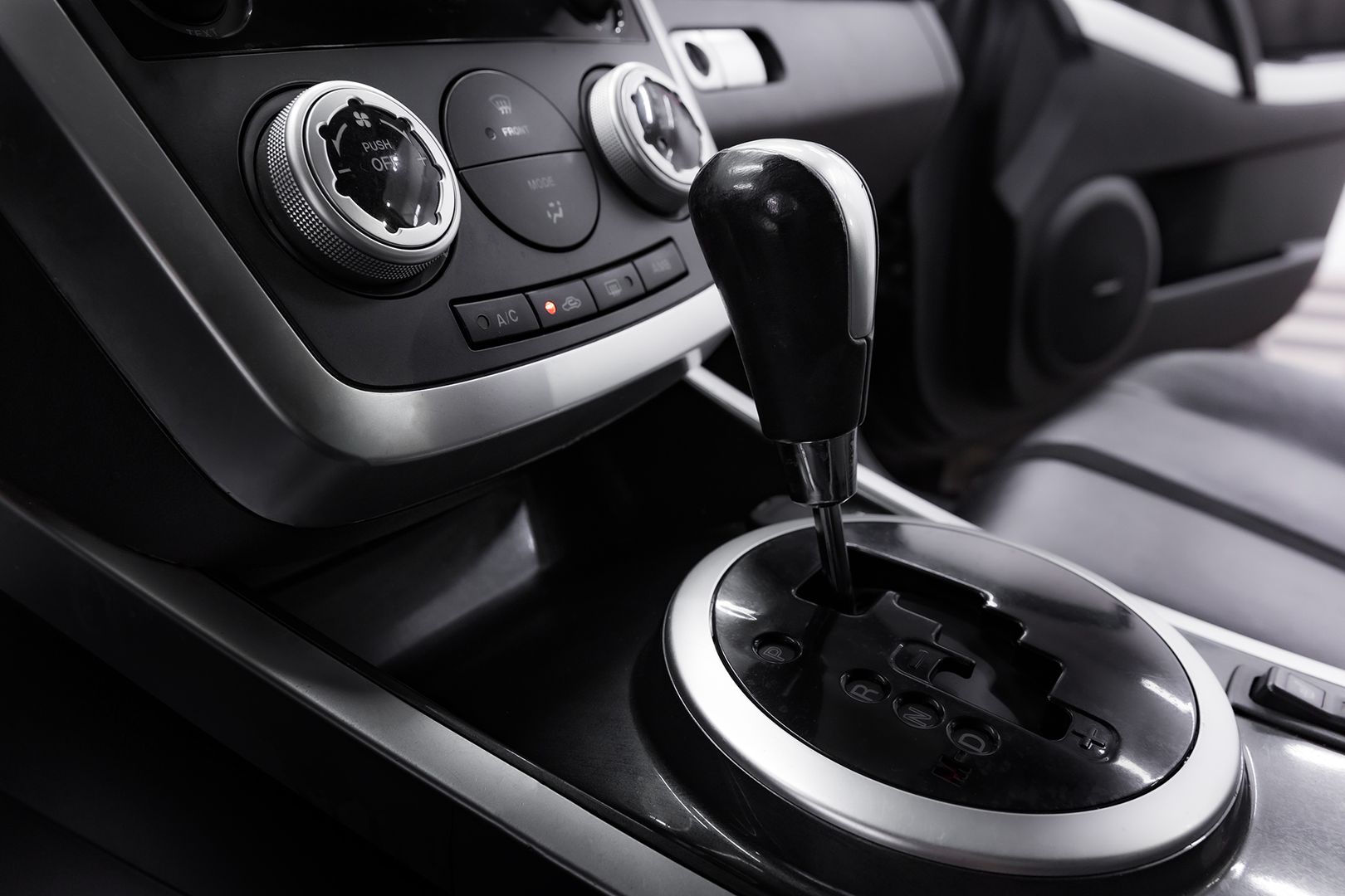 Mazda CX-7, I, 2008 фото 11