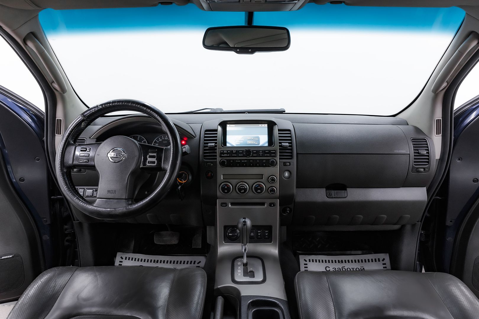 Nissan Pathfinder, III, 2008 фото 8