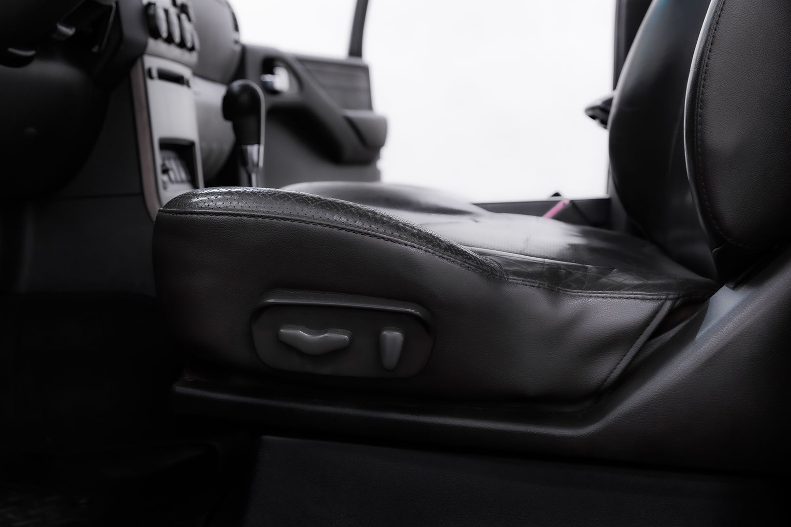 Nissan Pathfinder, III, 2008 фото 12