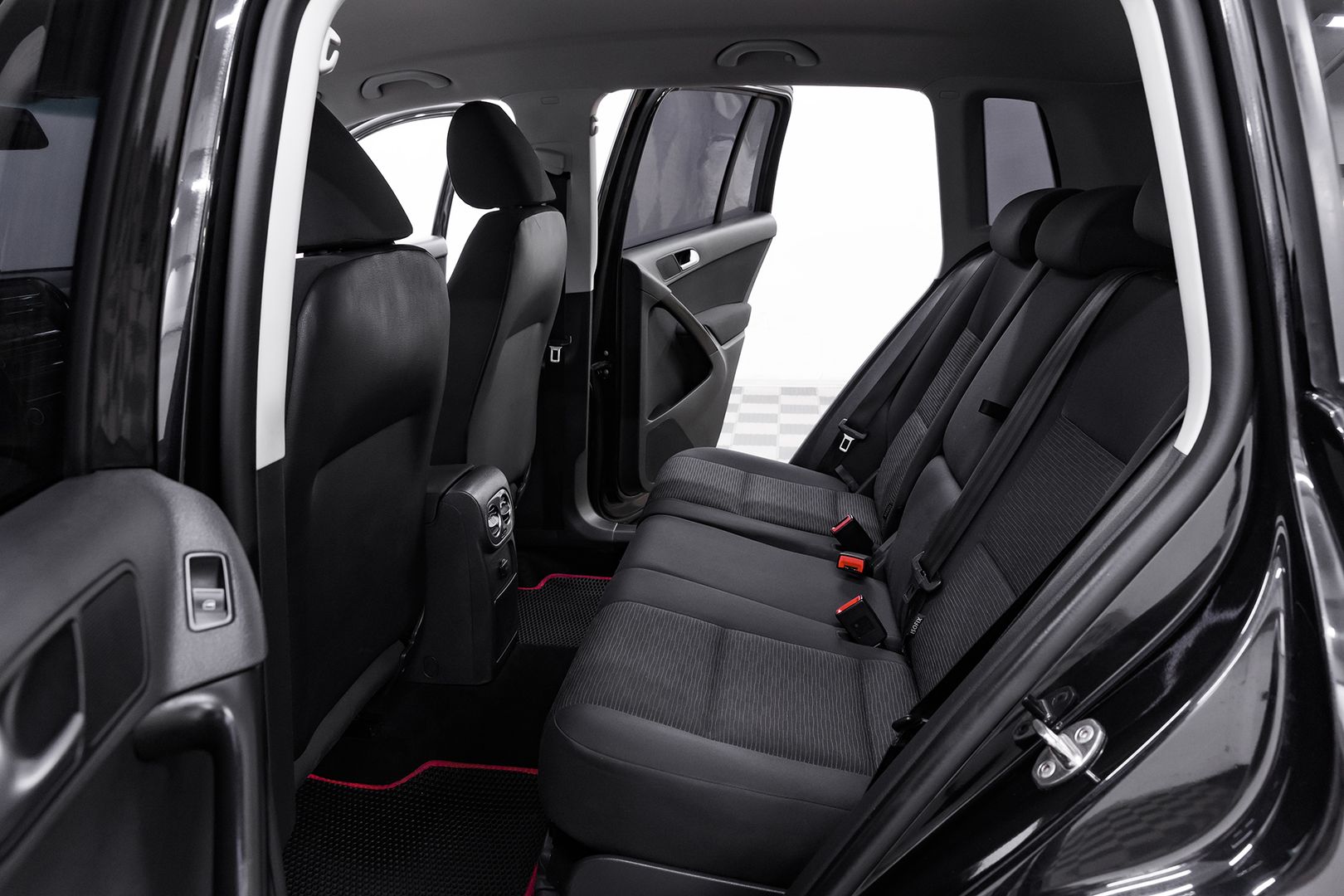 Volkswagen Tiguan, I Рестайлинг, 2015 фото 15