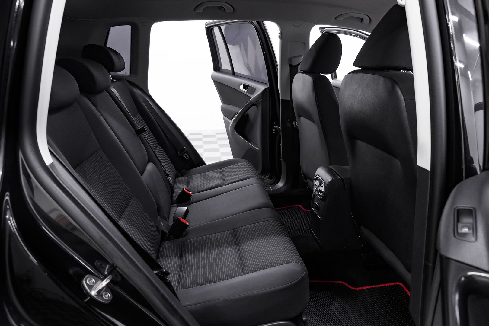 Volkswagen Tiguan, I Рестайлинг, 2015 фото 16