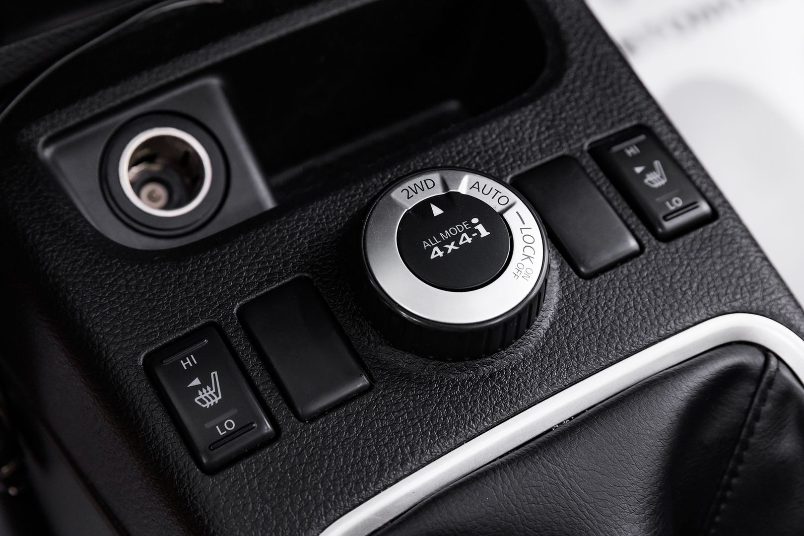 Nissan X-Trail, II Рестайлинг, 2014 фото 12