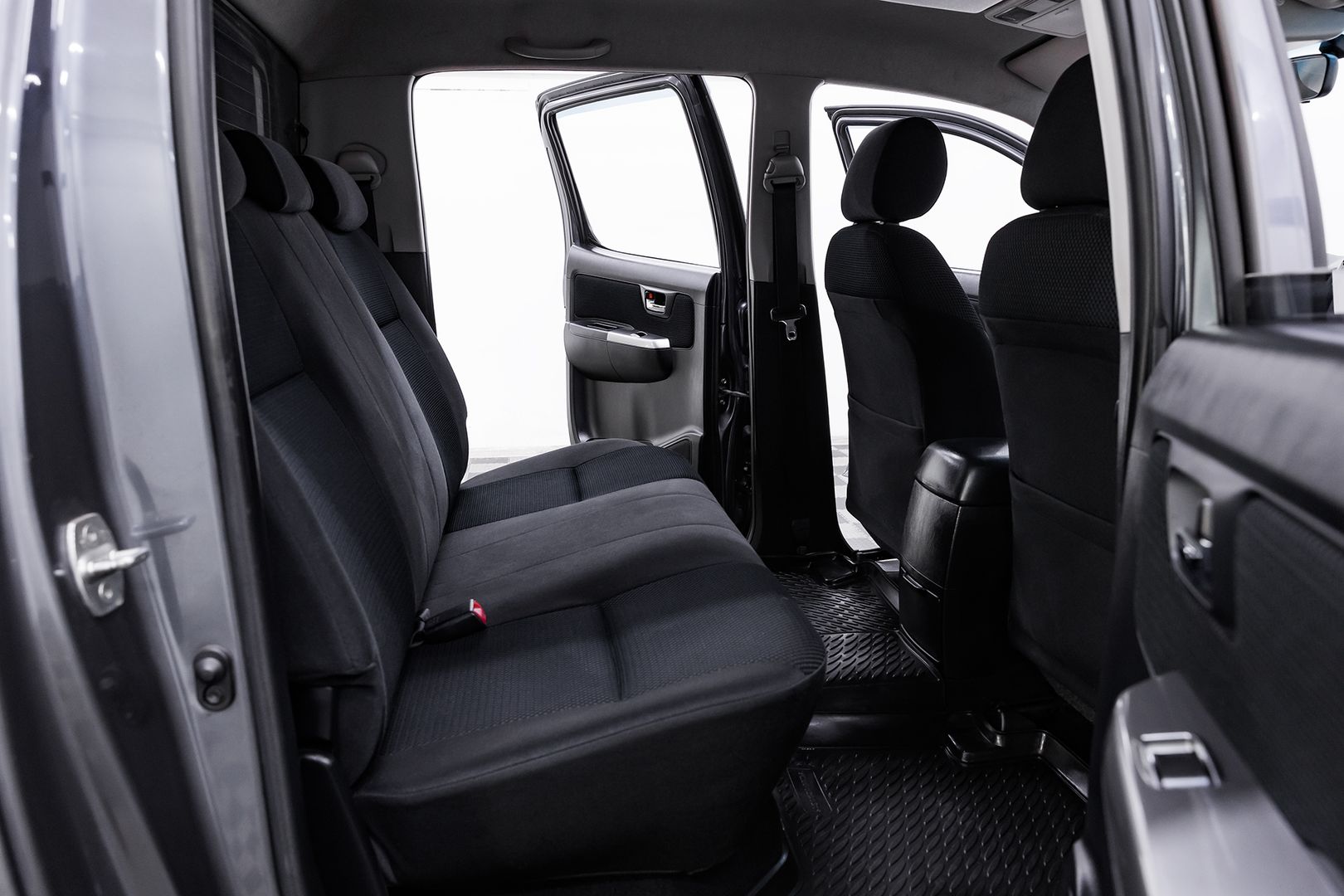 Toyota Hilux, VII Рестайлинг, 2014 фото 18