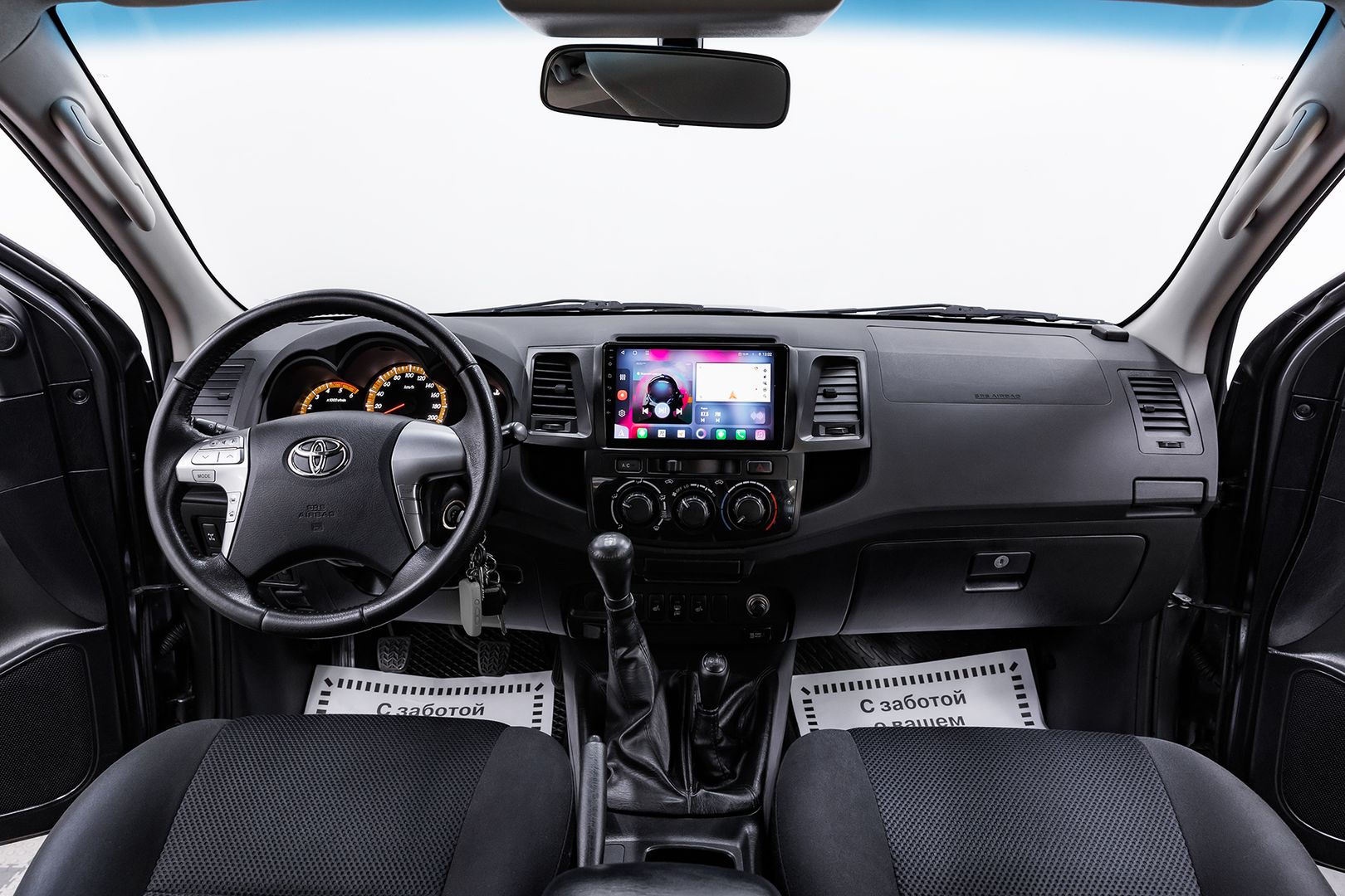 Toyota Hilux, VII Рестайлинг, 2014 фото 10