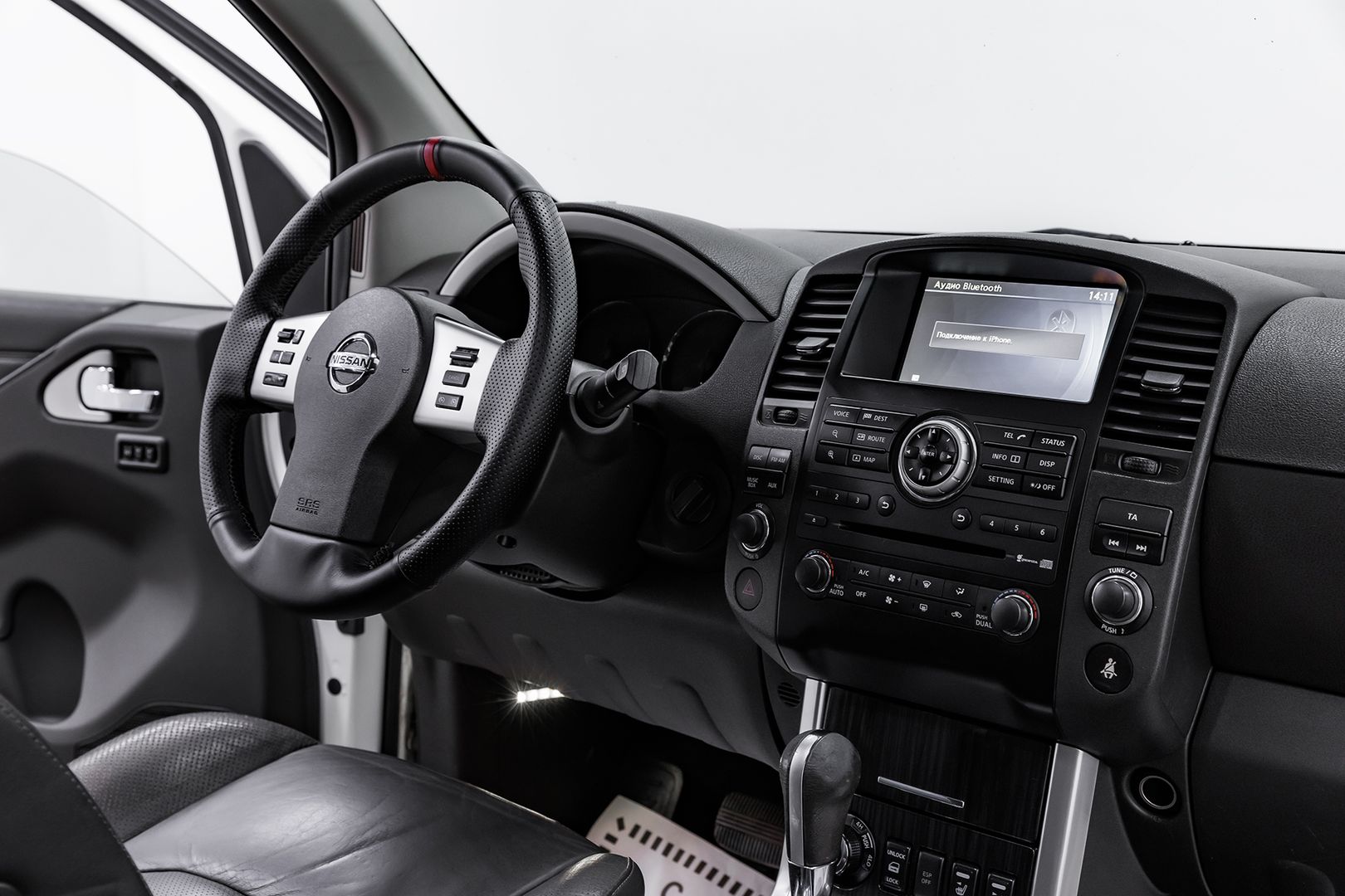 Nissan Pathfinder, III Рестайлинг, 2013 фото 10