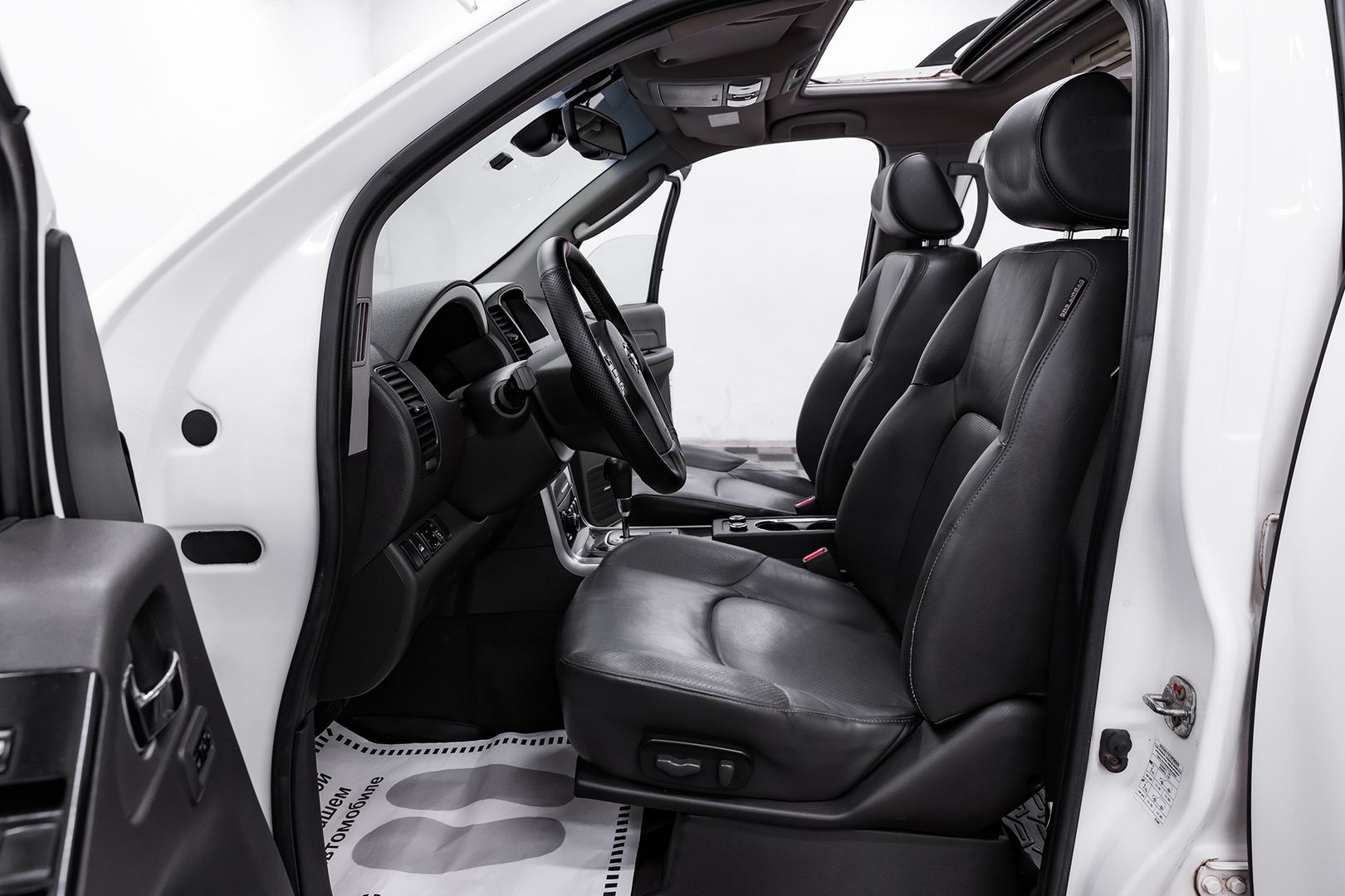 Nissan Pathfinder, III Рестайлинг, 2013 фото 7