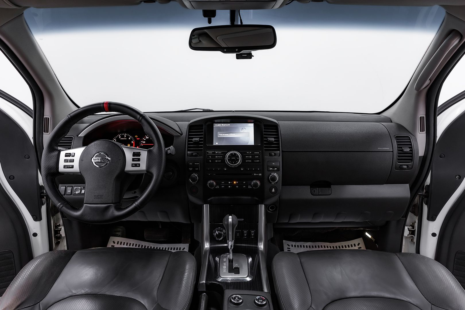 Nissan Pathfinder, III Рестайлинг, 2013 фото 8