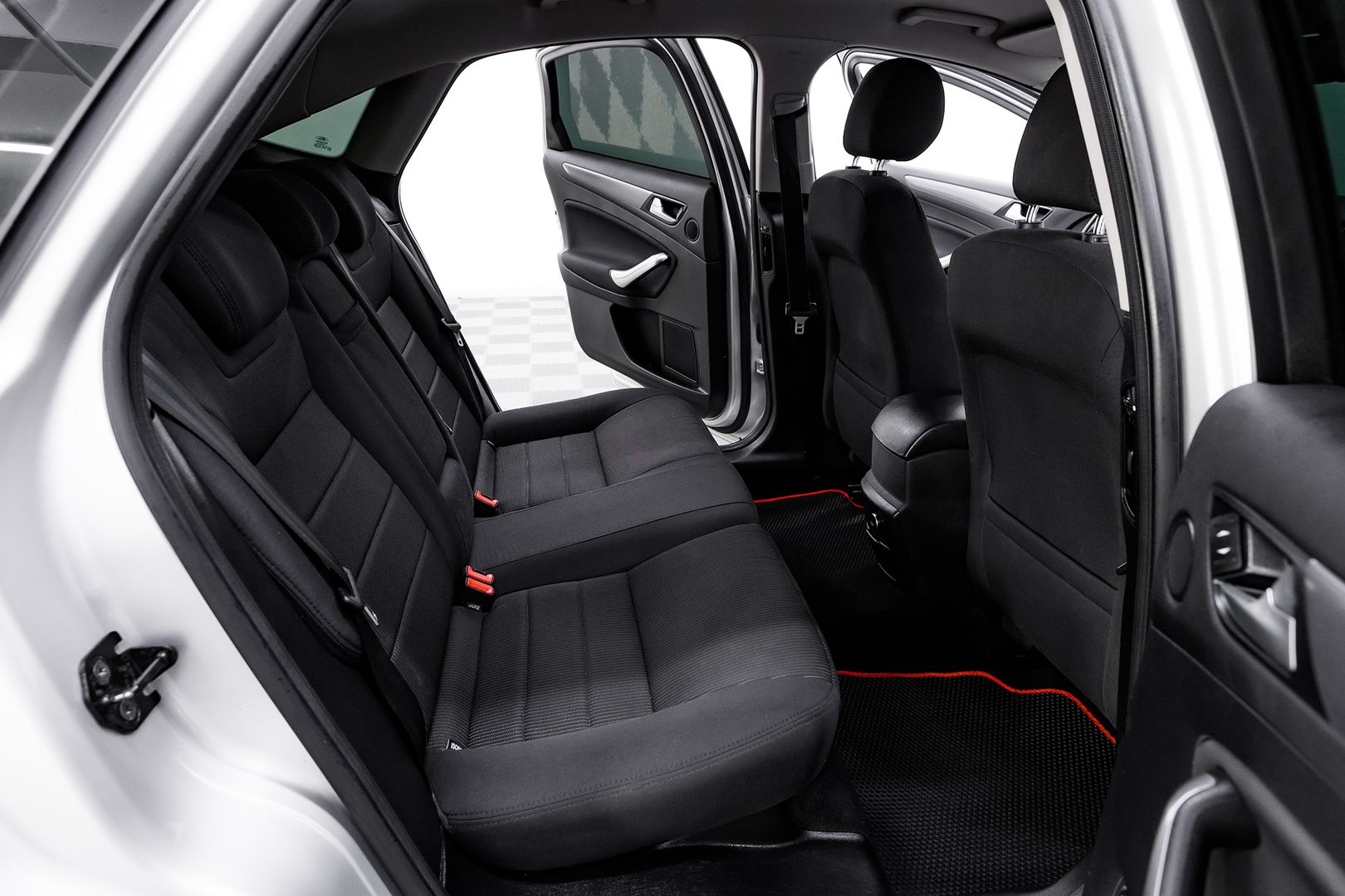 Ford Mondeo, IV Рестайлинг, 2012 фото 16