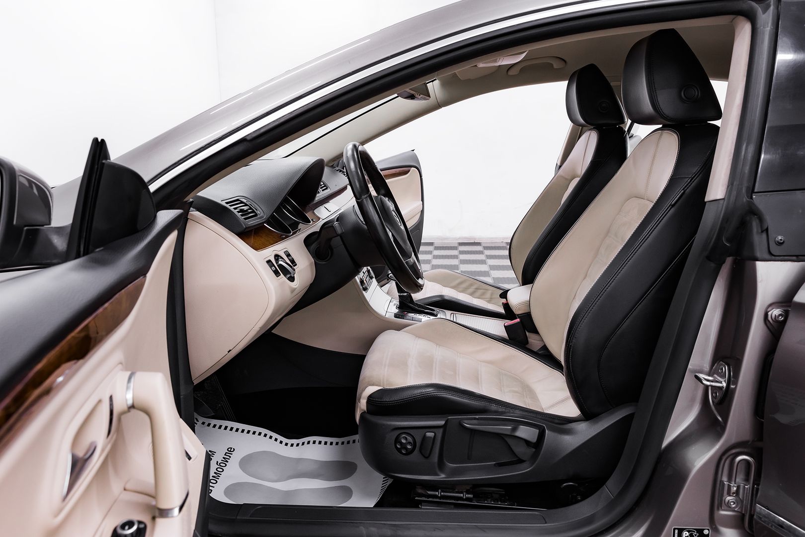 Volkswagen Passat CC, I, 2010 фото 11